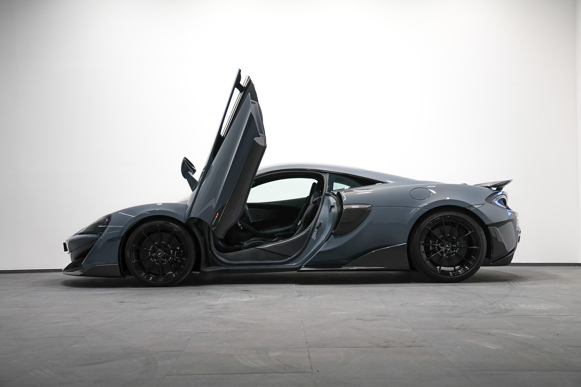 McLAREN 600LT Coupé 3.8 V8 SSG *CH-Fahrzeug*Chicane Effekt*-image-5