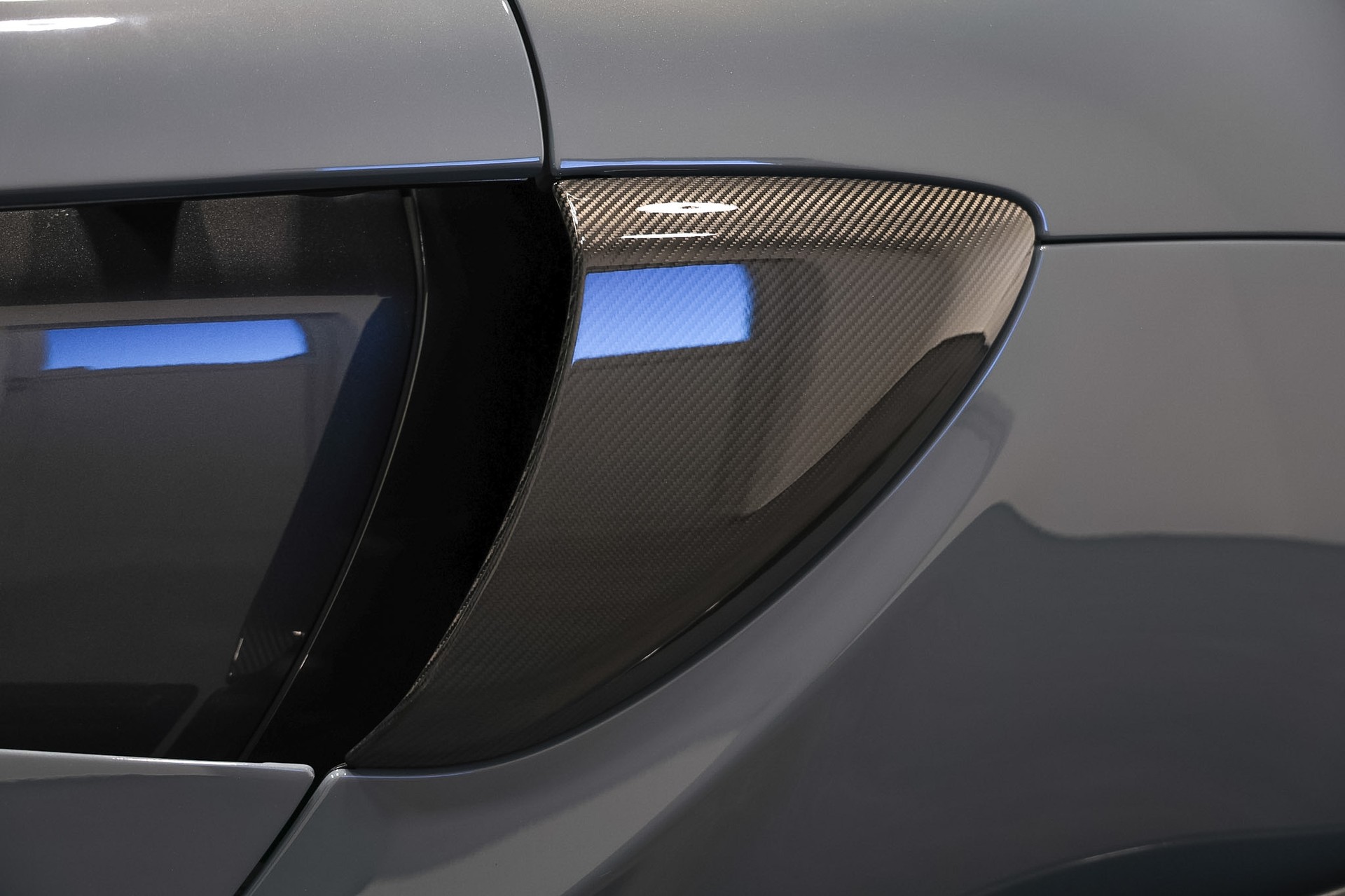 McLAREN 600LT Coupé 3.8 V8 SSG *CH-Fahrzeug*Chicane Effekt*-image-20