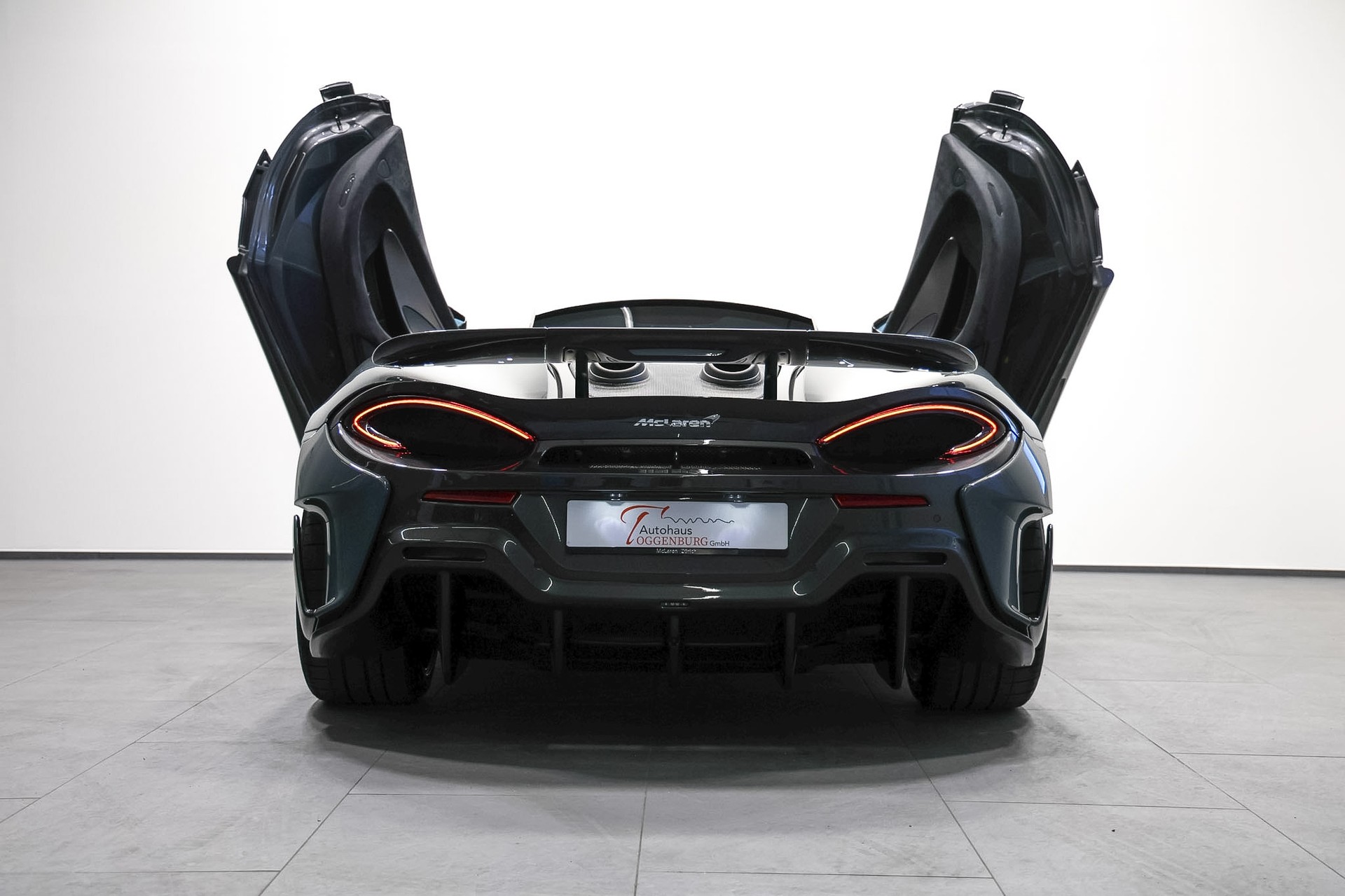 McLAREN 600LT Coupé 3.8 V8 SSG *CH-Fahrzeug*Chicane Effekt*-image-16