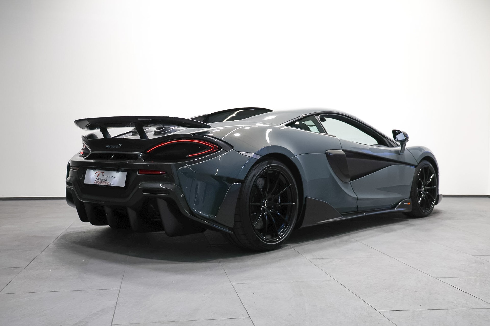 McLAREN 600LT Coupé 3.8 V8 SSG *CH-Fahrzeug*Chicane Effekt*-image-8