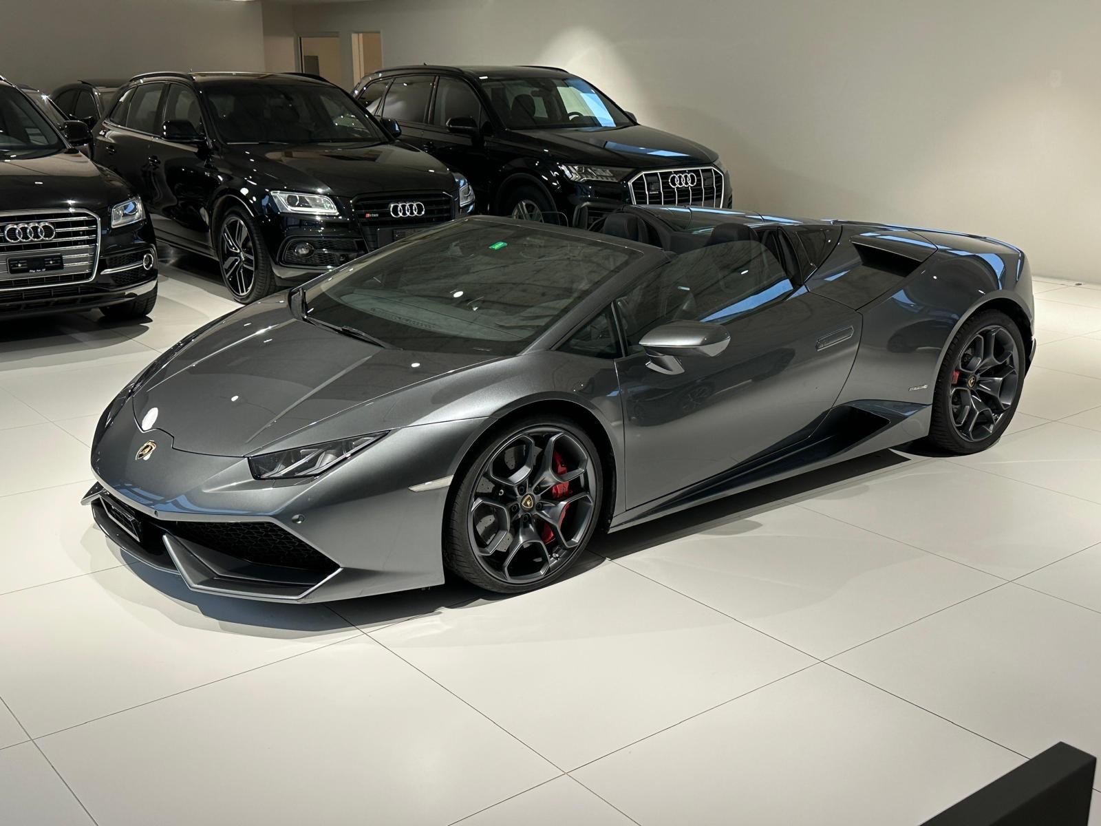 LAMBORGHINI 5.2-image-3