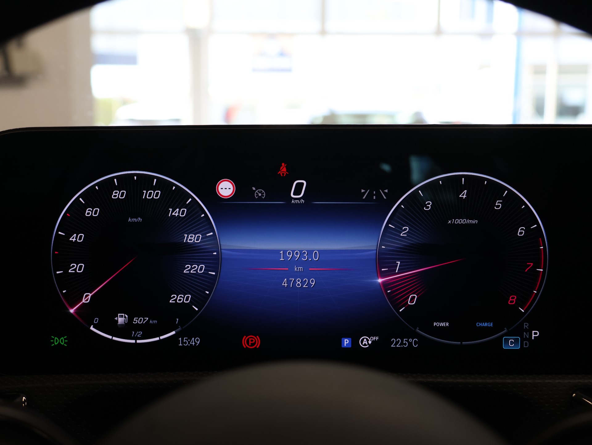 MERCEDES-BENZ A 180 7G-DCT *AMG-LINE EXTERIEUR*-image-15