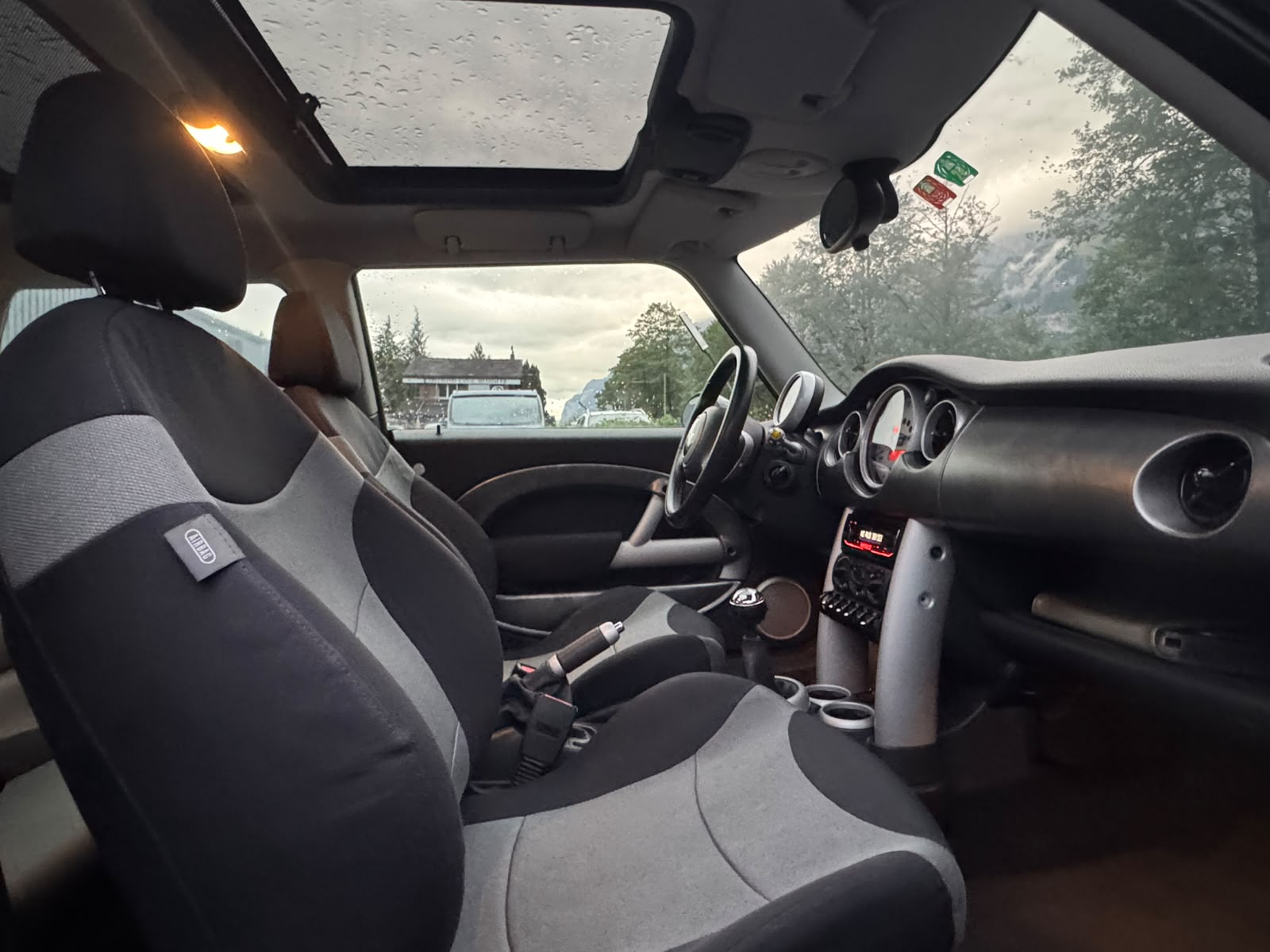 MINI Cooper S-image-15