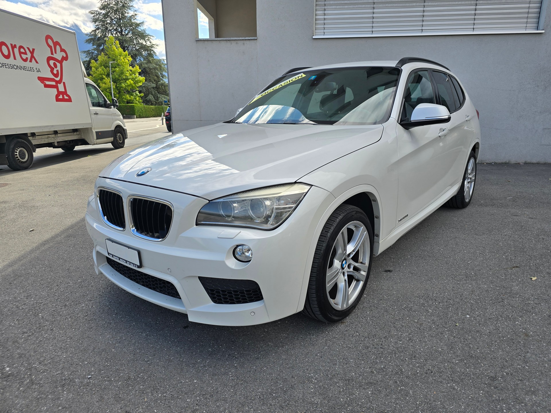 BMW X1 xDrive 28i M-Sport Steptronic-image-0