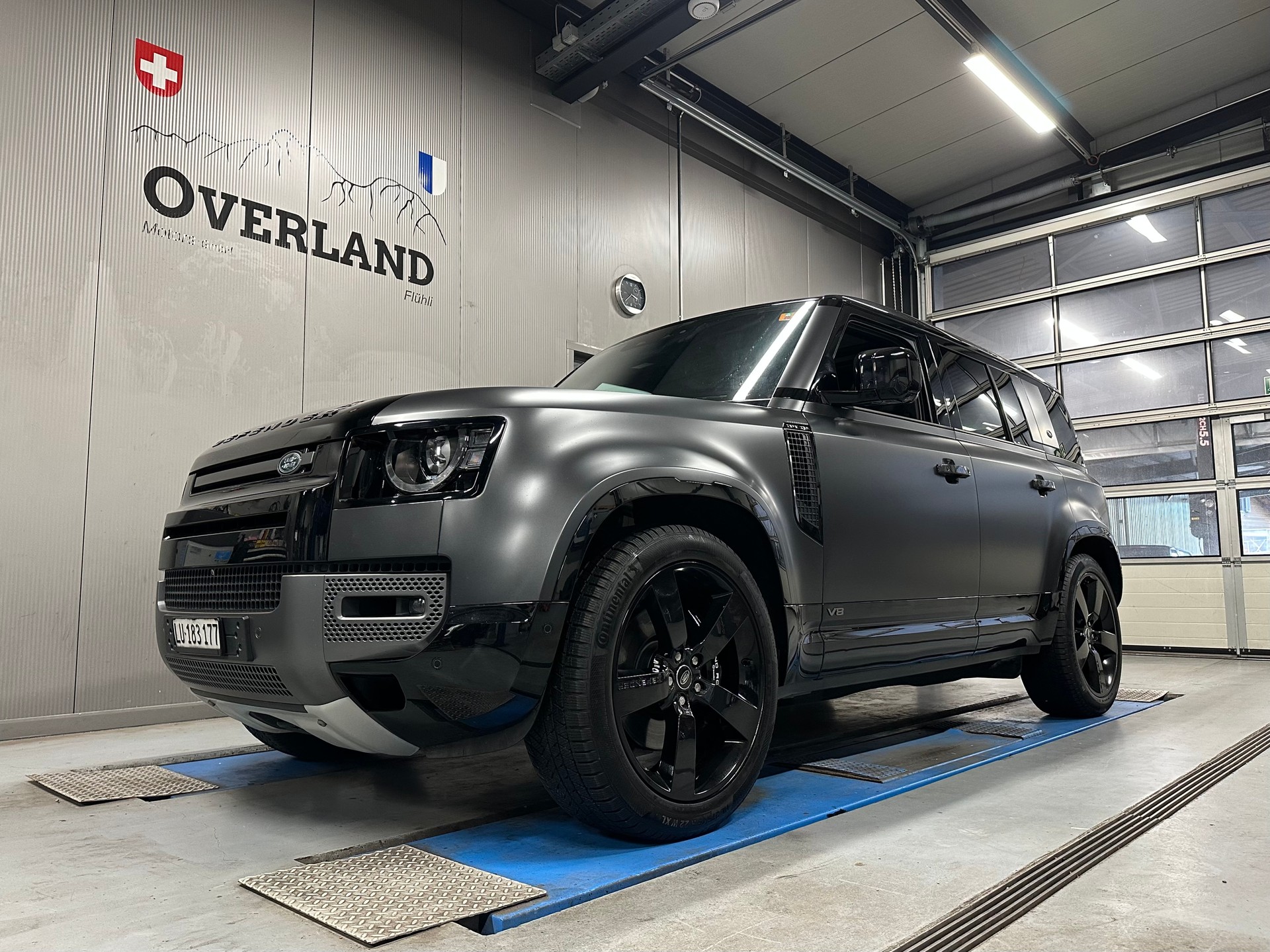 LAND ROVER 5.0 V8-image-0