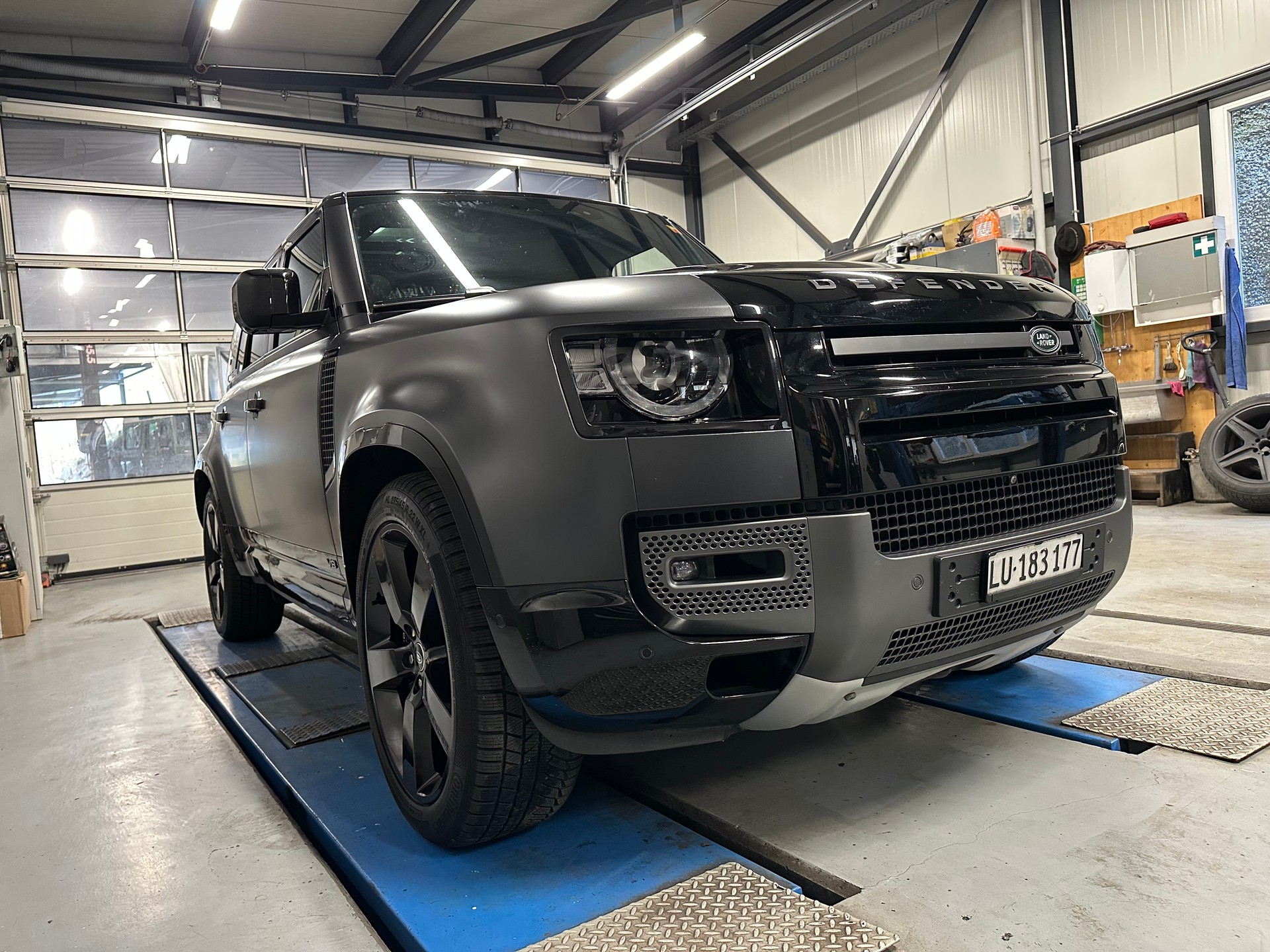 LAND ROVER 5.0 V8-image-6