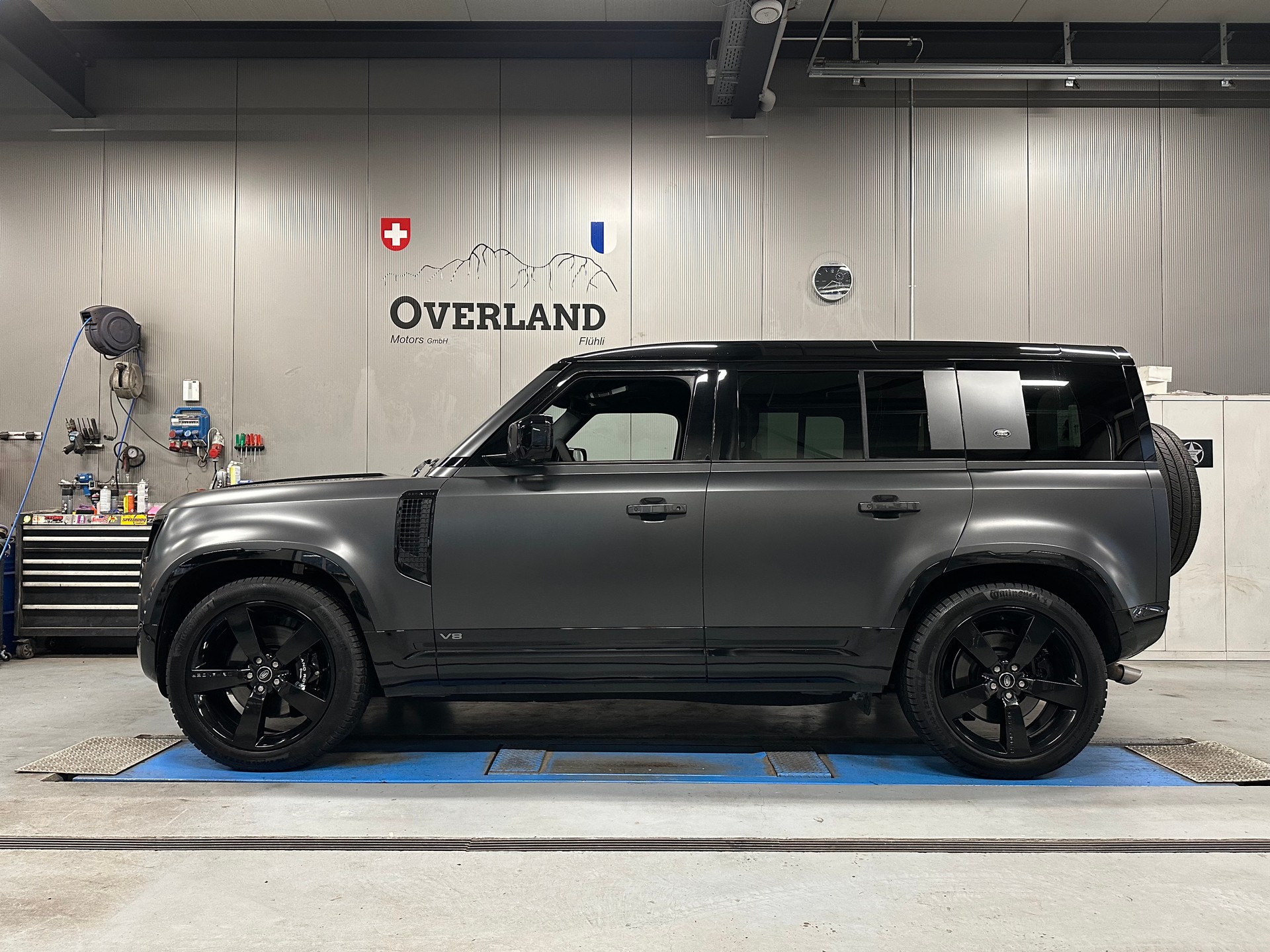 LAND ROVER 5.0 V8-image-2