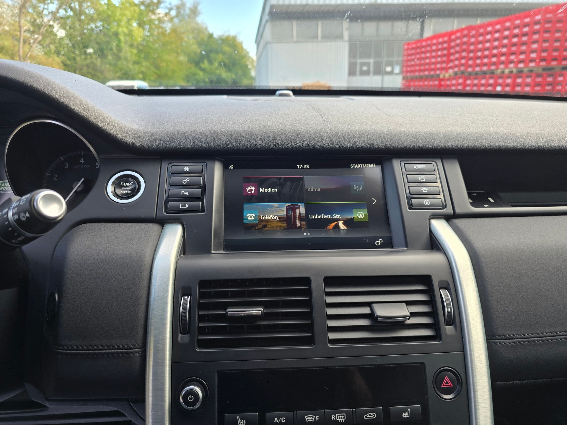 LAND ROVER Discovery Sport 2.0 Si4 SE AT9-image-23