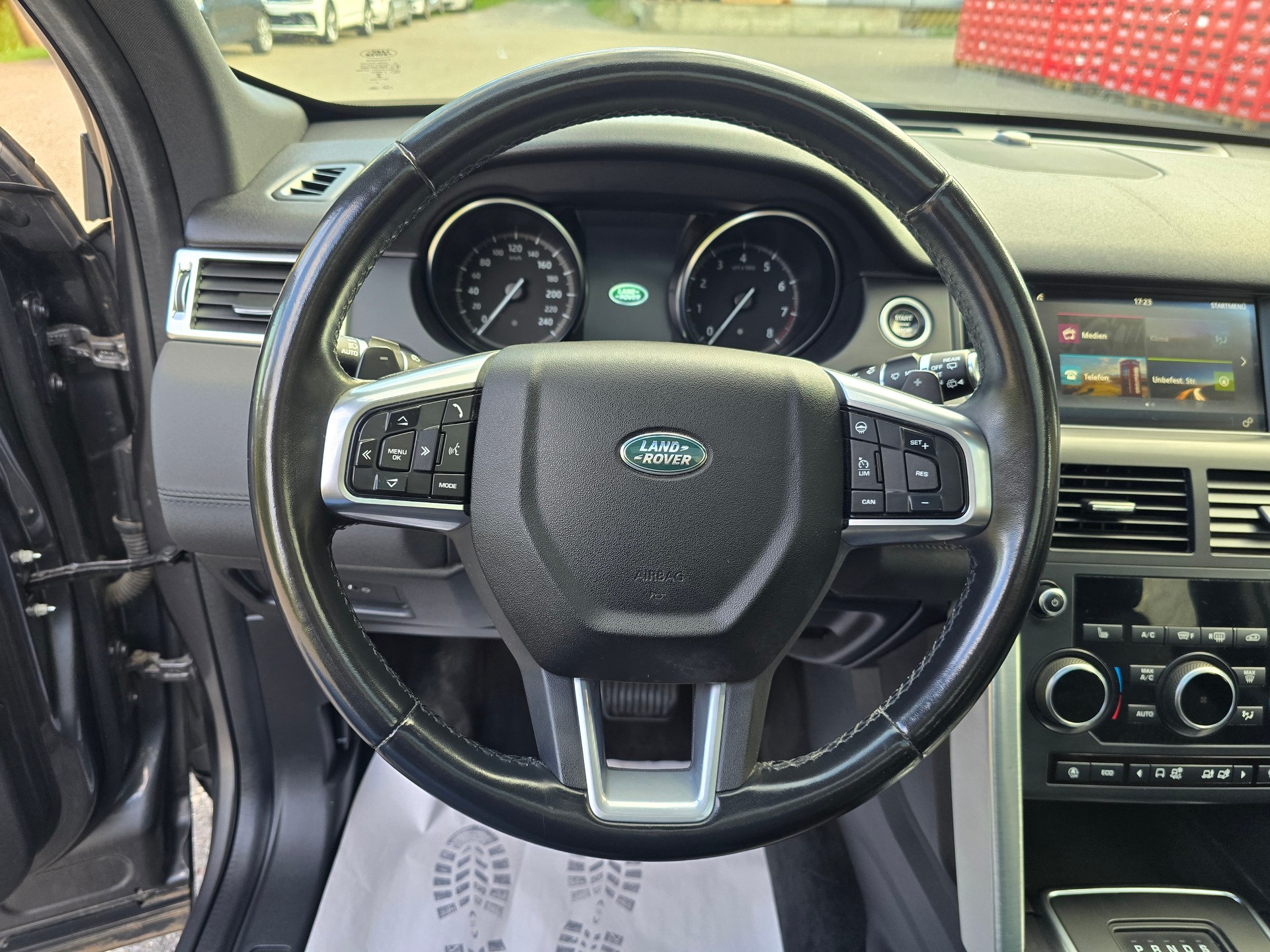 LAND ROVER Discovery Sport 2.0 Si4 SE AT9-image-19