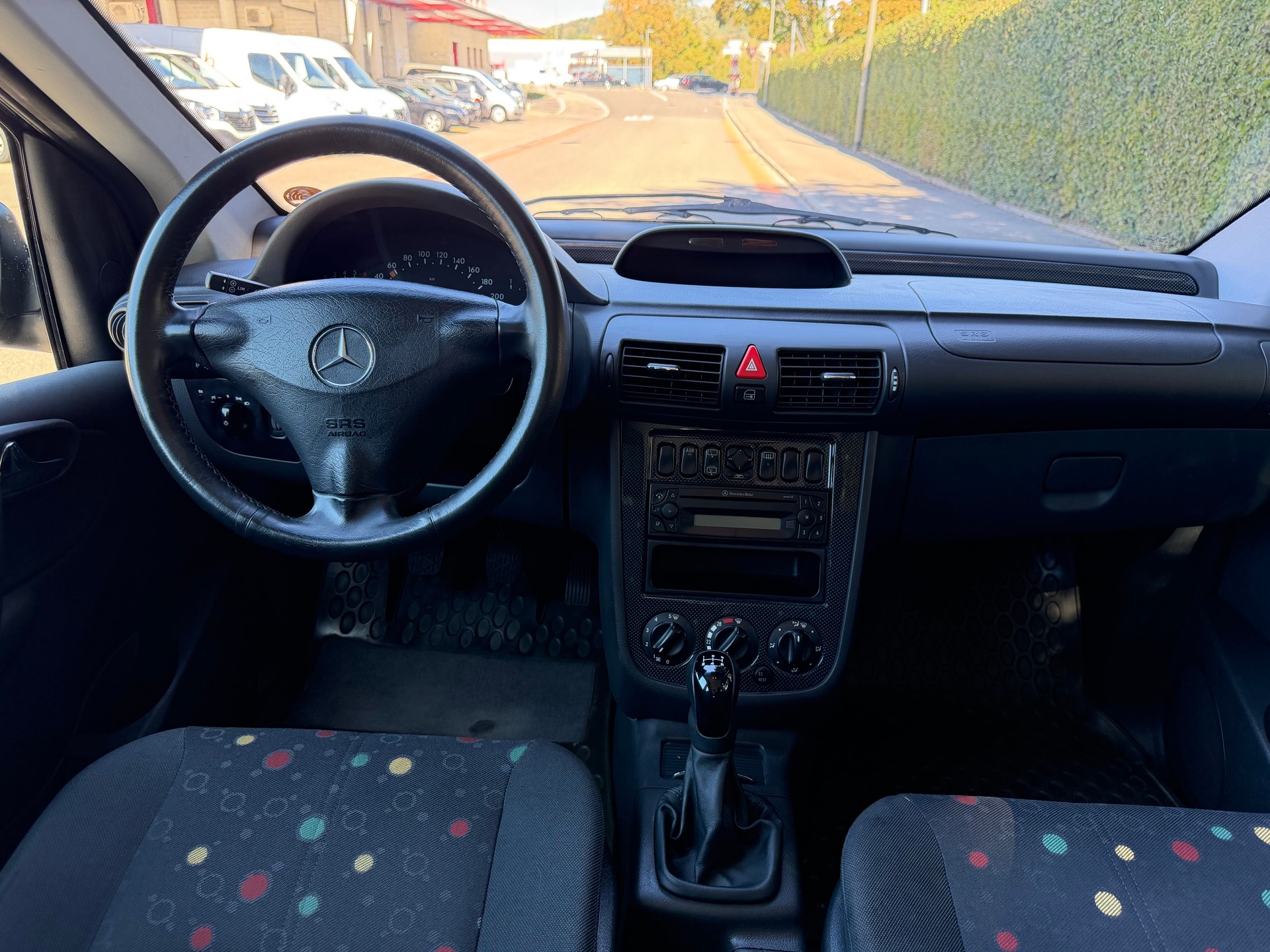 MERCEDES-BENZ Vaneo 1.9i Trend-image-10