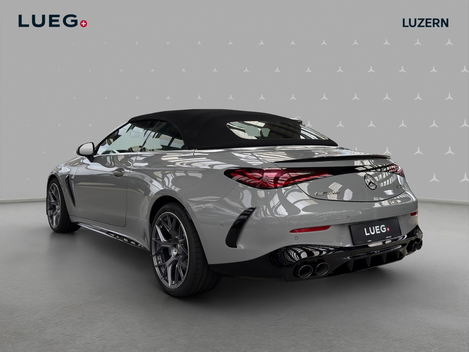 MERCEDES-BENZ CLE AMG 53 Cabrio 4Matic+ 9G-Tronic-image-2
