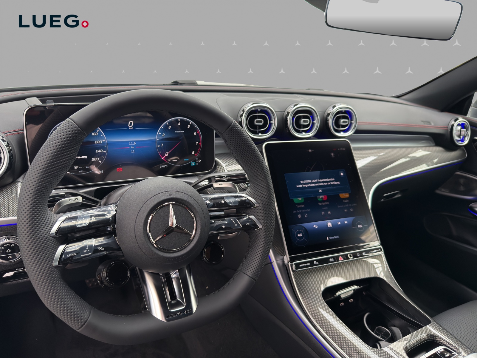 MERCEDES-BENZ CLE AMG 53 Cabrio 4Matic+ 9G-Tronic-image-10