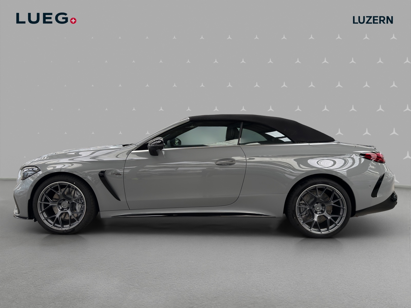 MERCEDES-BENZ CLE AMG 53 Cabrio 4Matic+ 9G-Tronic-image-1