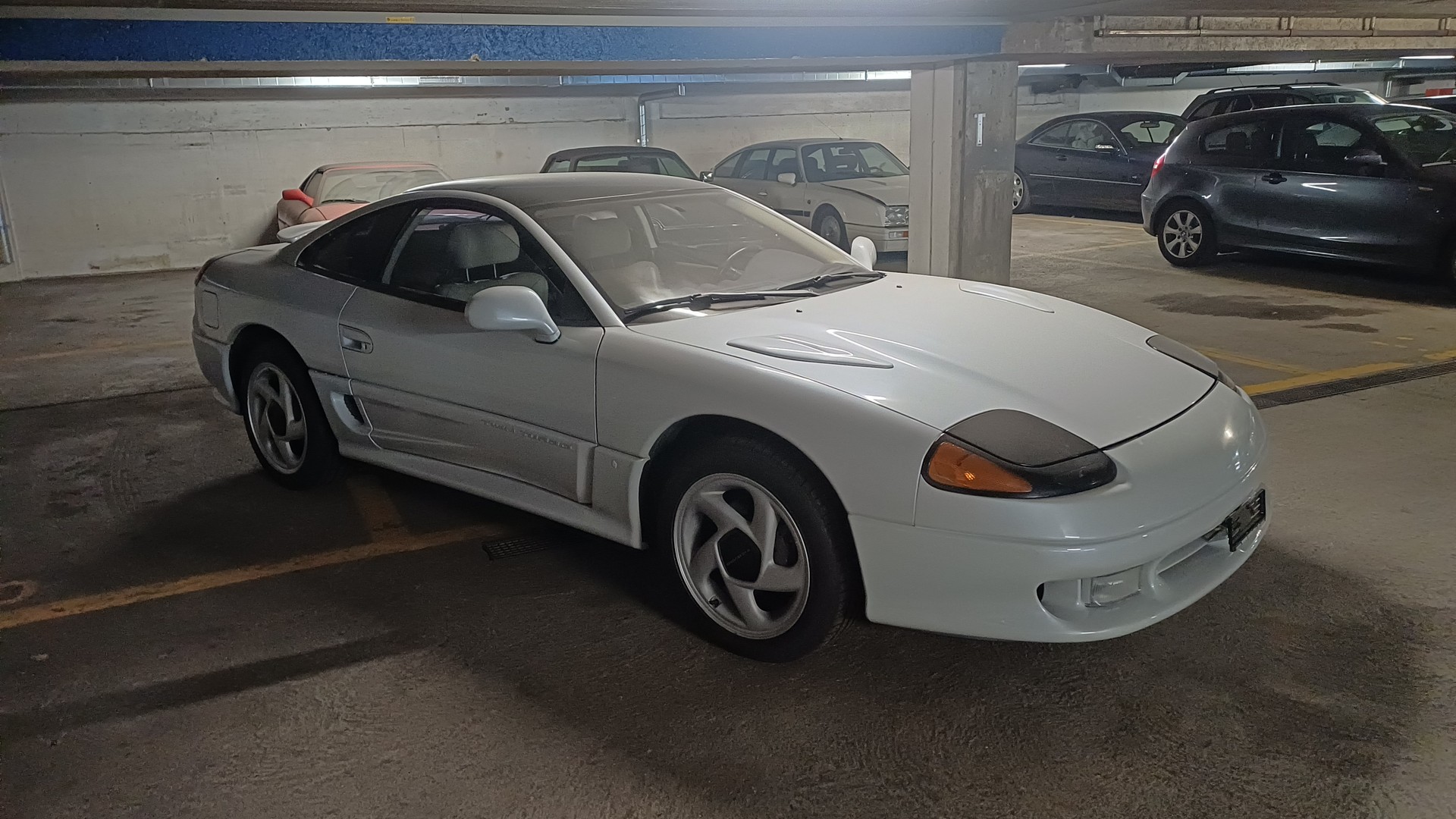 DODGE Stealth R/T 320 PS twin Turbo 4x4 4Rad Lenkung-image-2