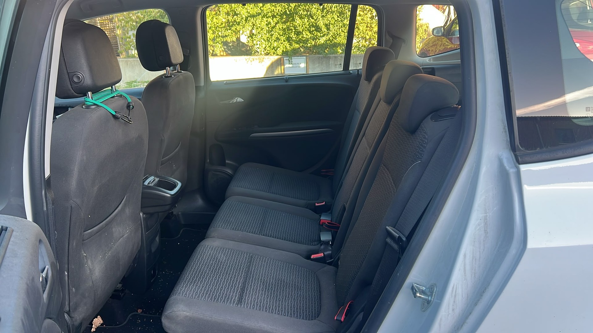 OPEL Zafira Tourer 1.4i 16V Turbo Cosmo Automatic-image-14
