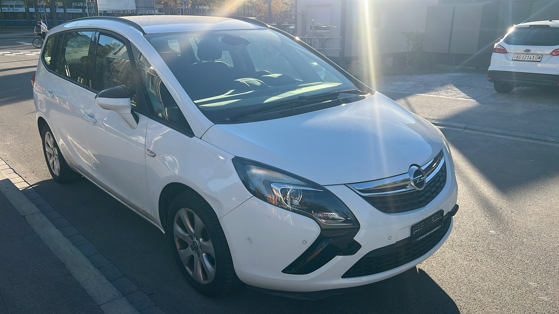 OPEL Zafira Tourer 1.4i 16V Turbo Cosmo Automatic-image-2
