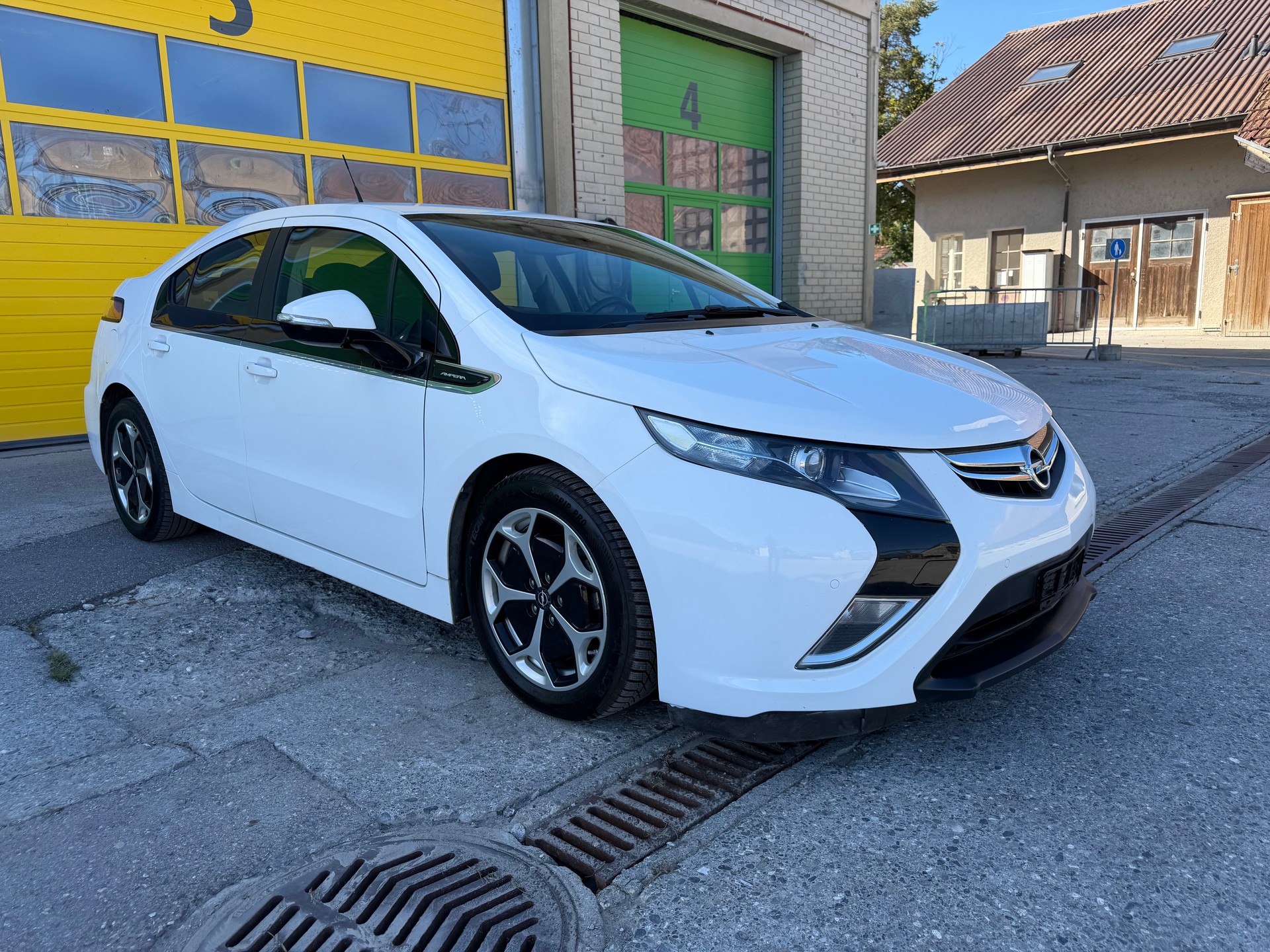 OPEL Ampera E-REV-image-7