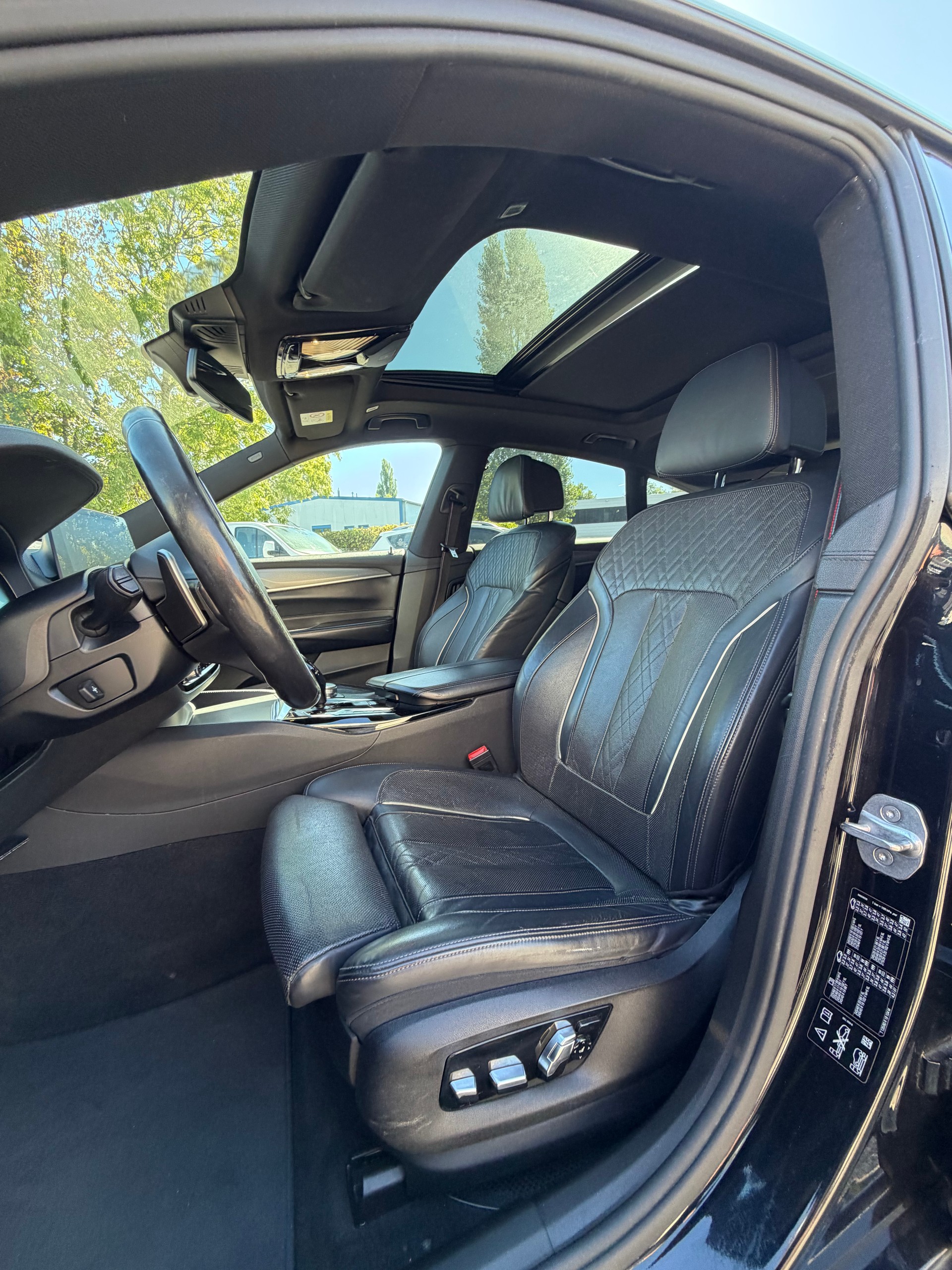 BMW 640i GT xDrive Steptronic-image-8