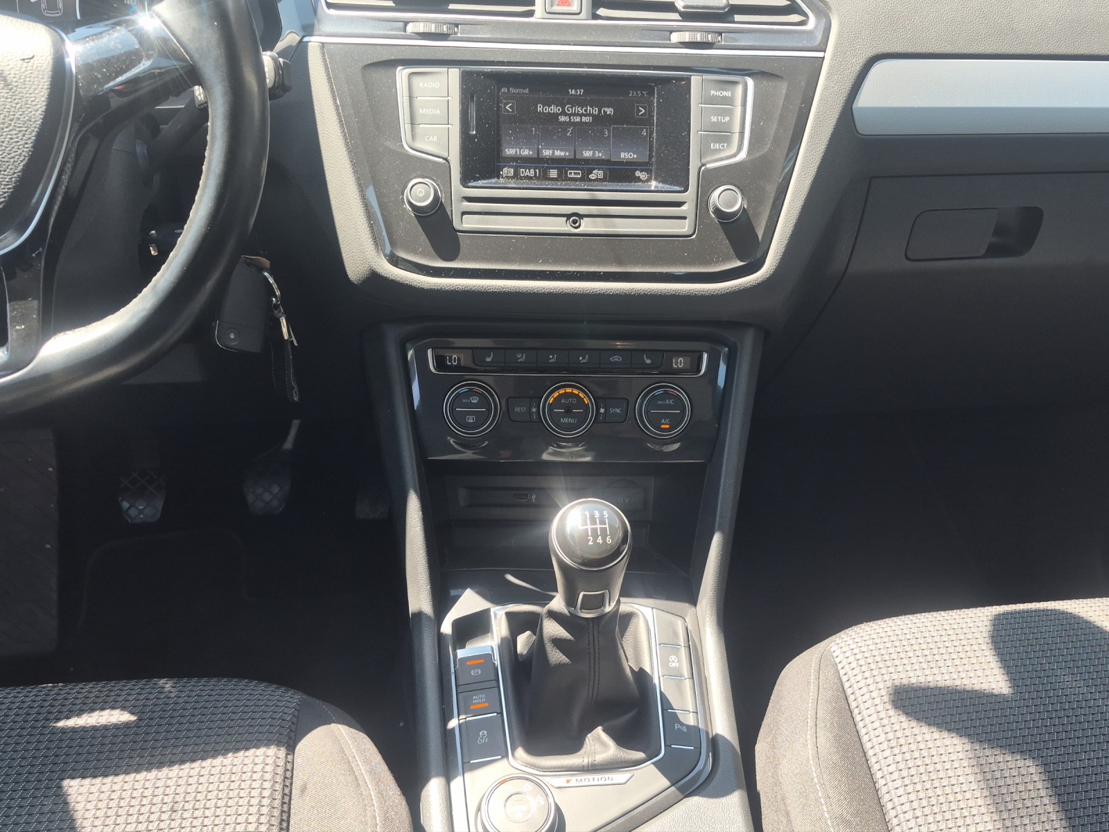 VW Tiguan 2.0 TDI SCR Trendline 4Motion-image-10
