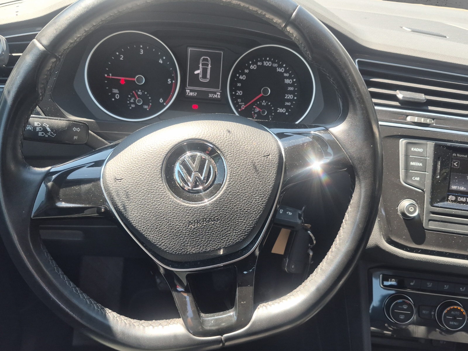 VW Tiguan 2.0 TDI SCR Trendline 4Motion-image-11