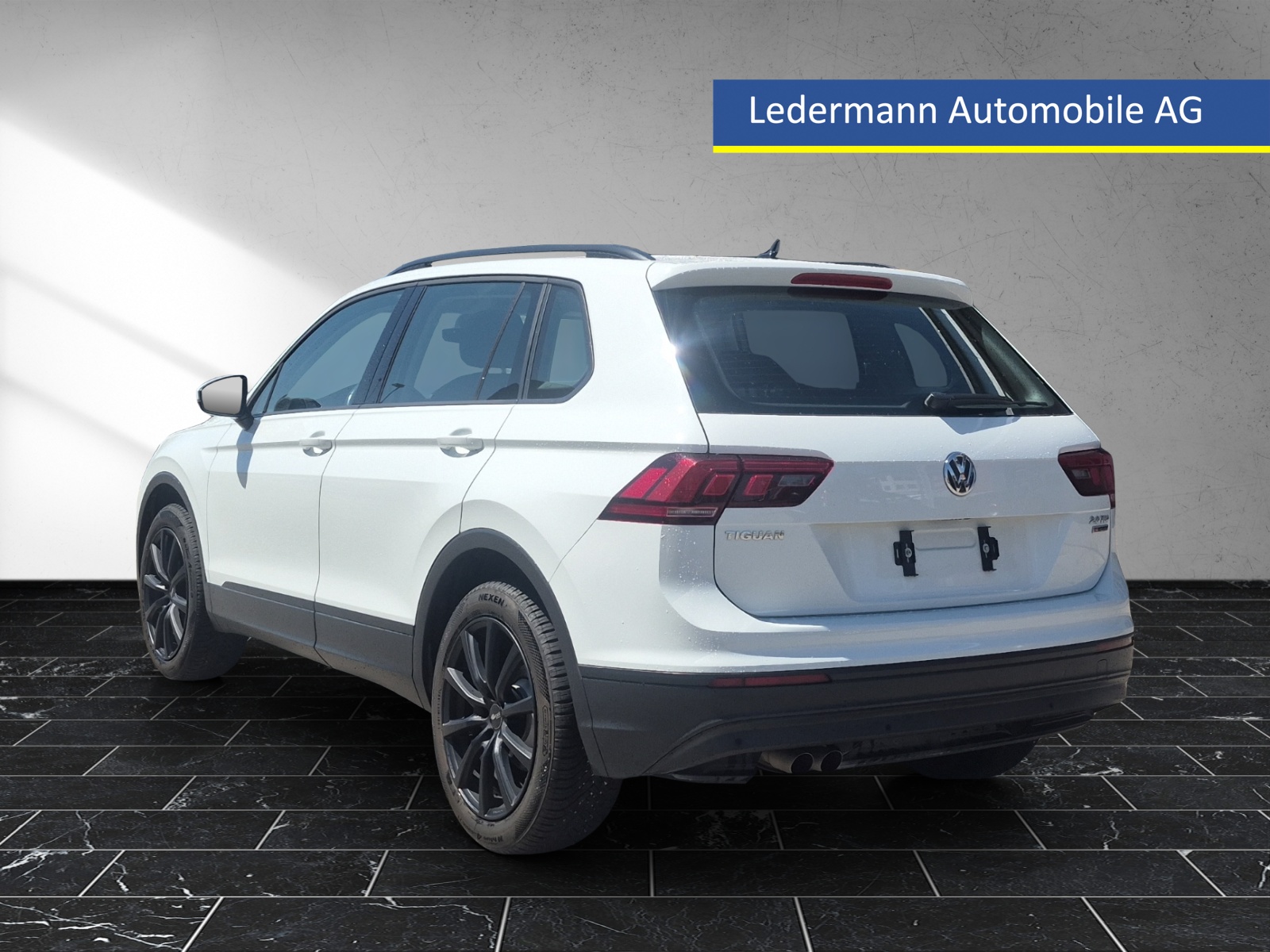 VW Tiguan 2.0 TDI SCR Trendline 4Motion-image-2