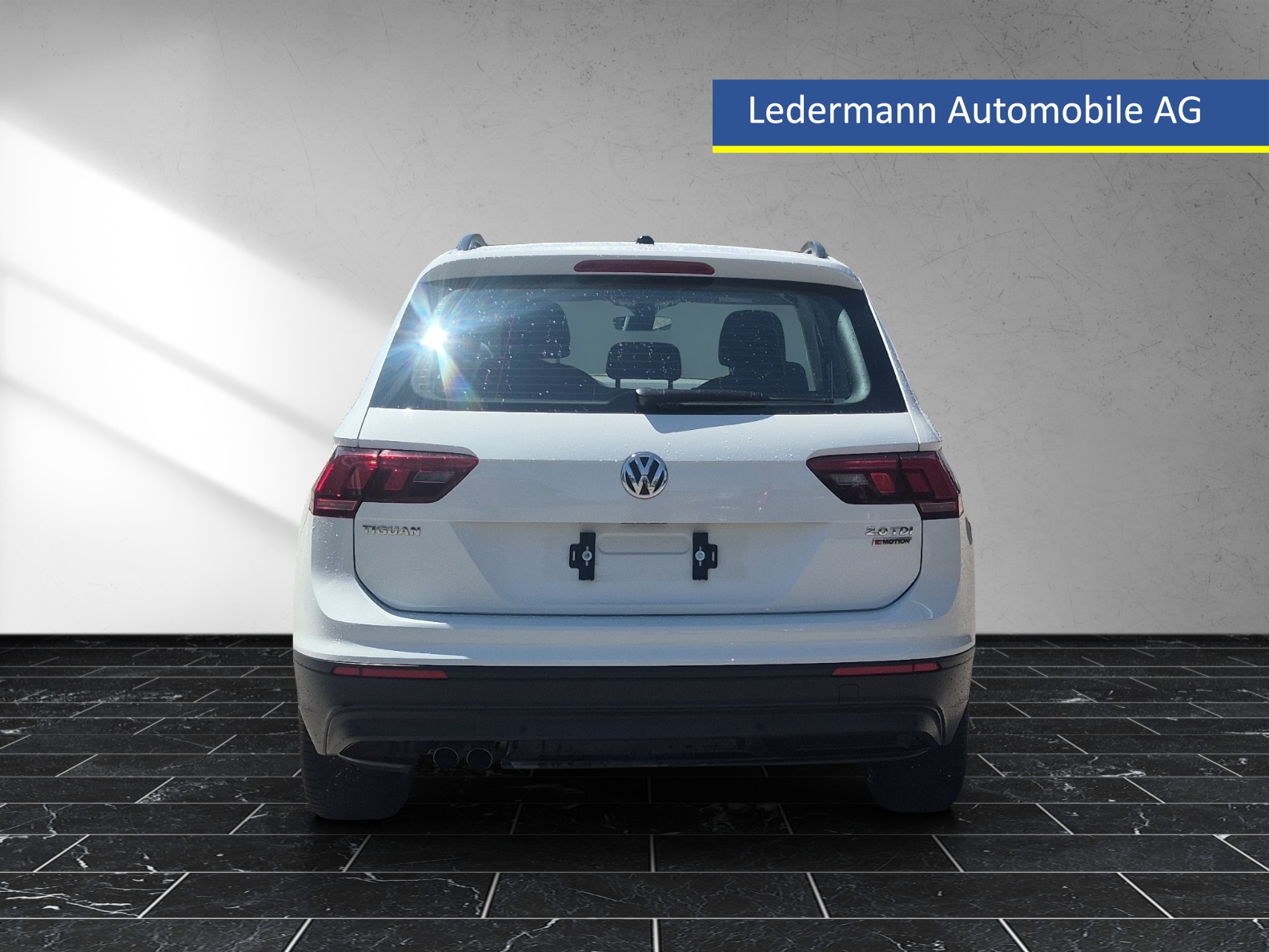 VW Tiguan 2.0 TDI SCR Trendline 4Motion-image-3