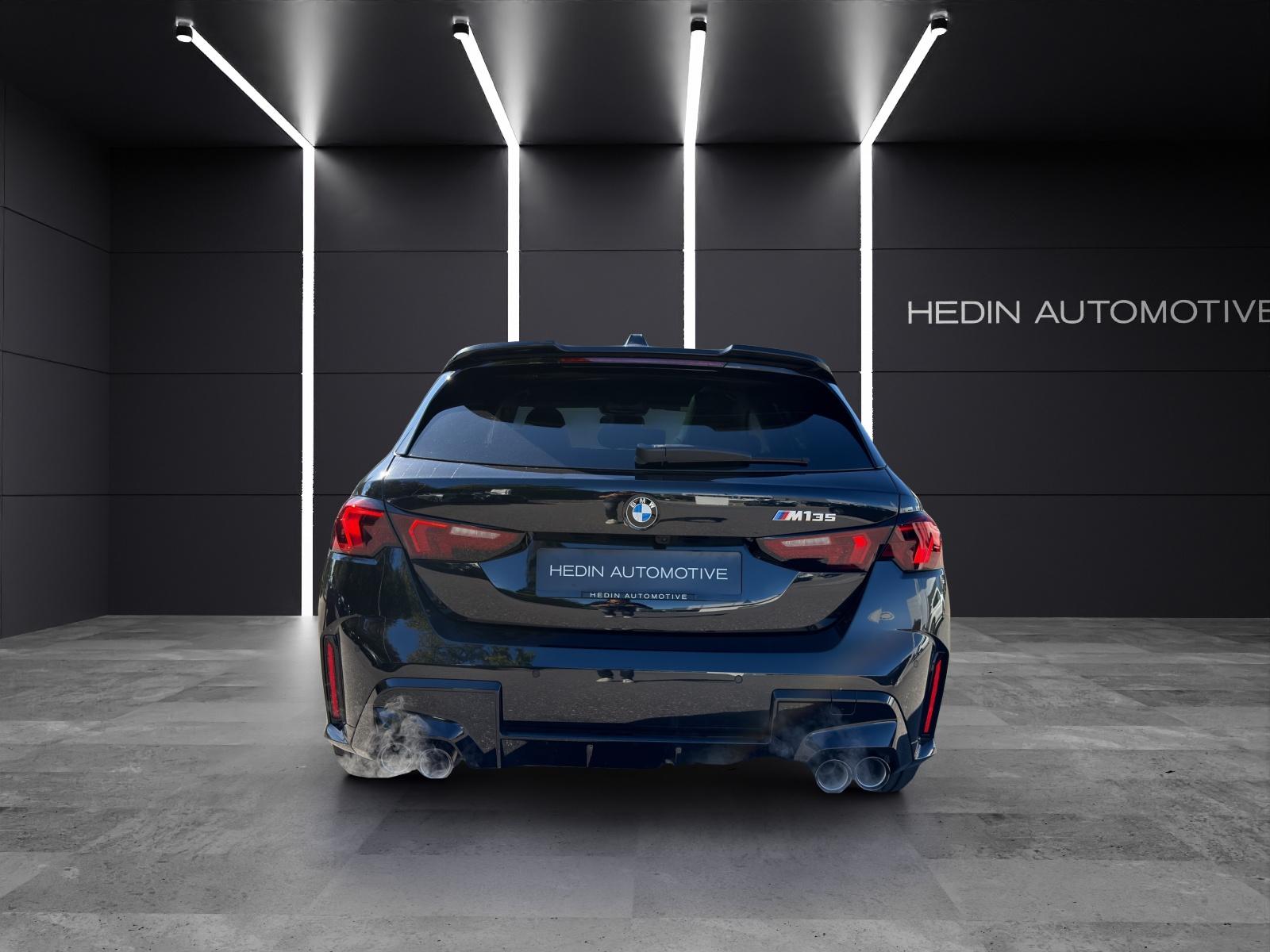 BMW 1er Reihe F70 M135i xDrive-image-8