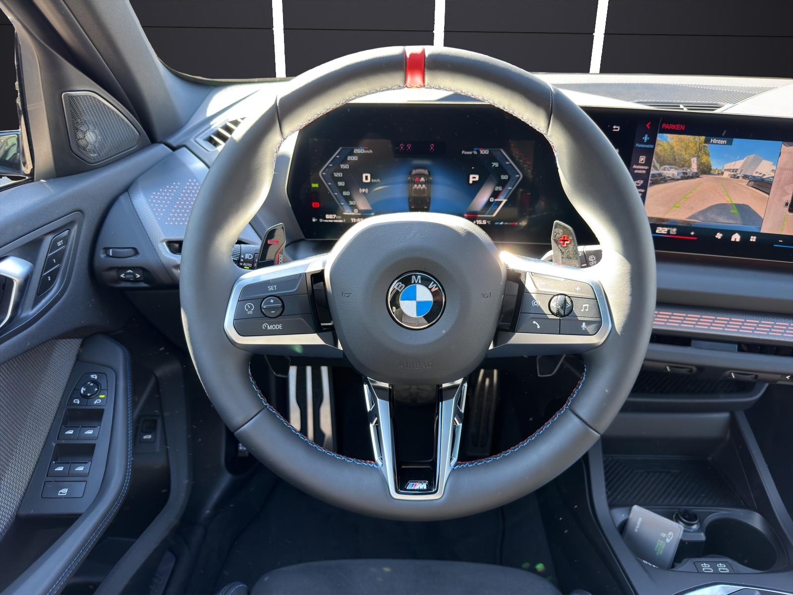BMW 1er Reihe F70 M135i xDrive-image-5