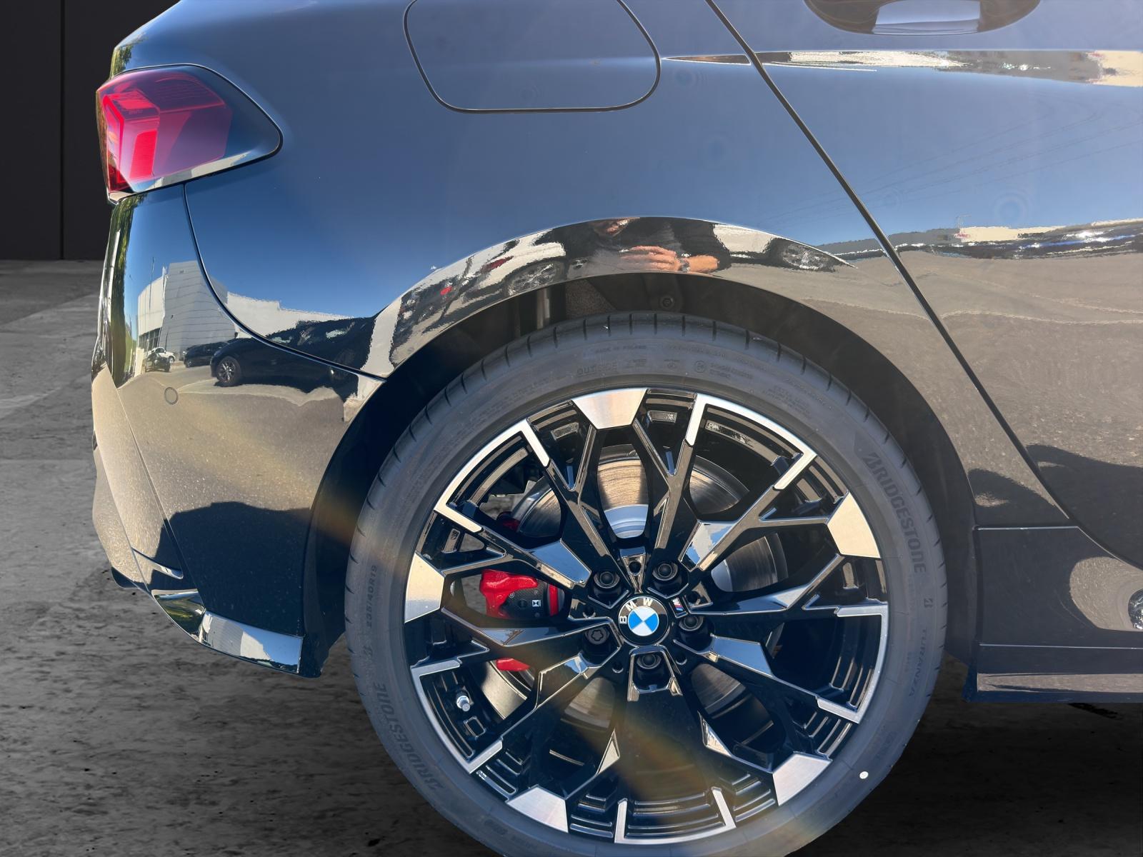 BMW 1er Reihe F70 M135i xDrive-image-19