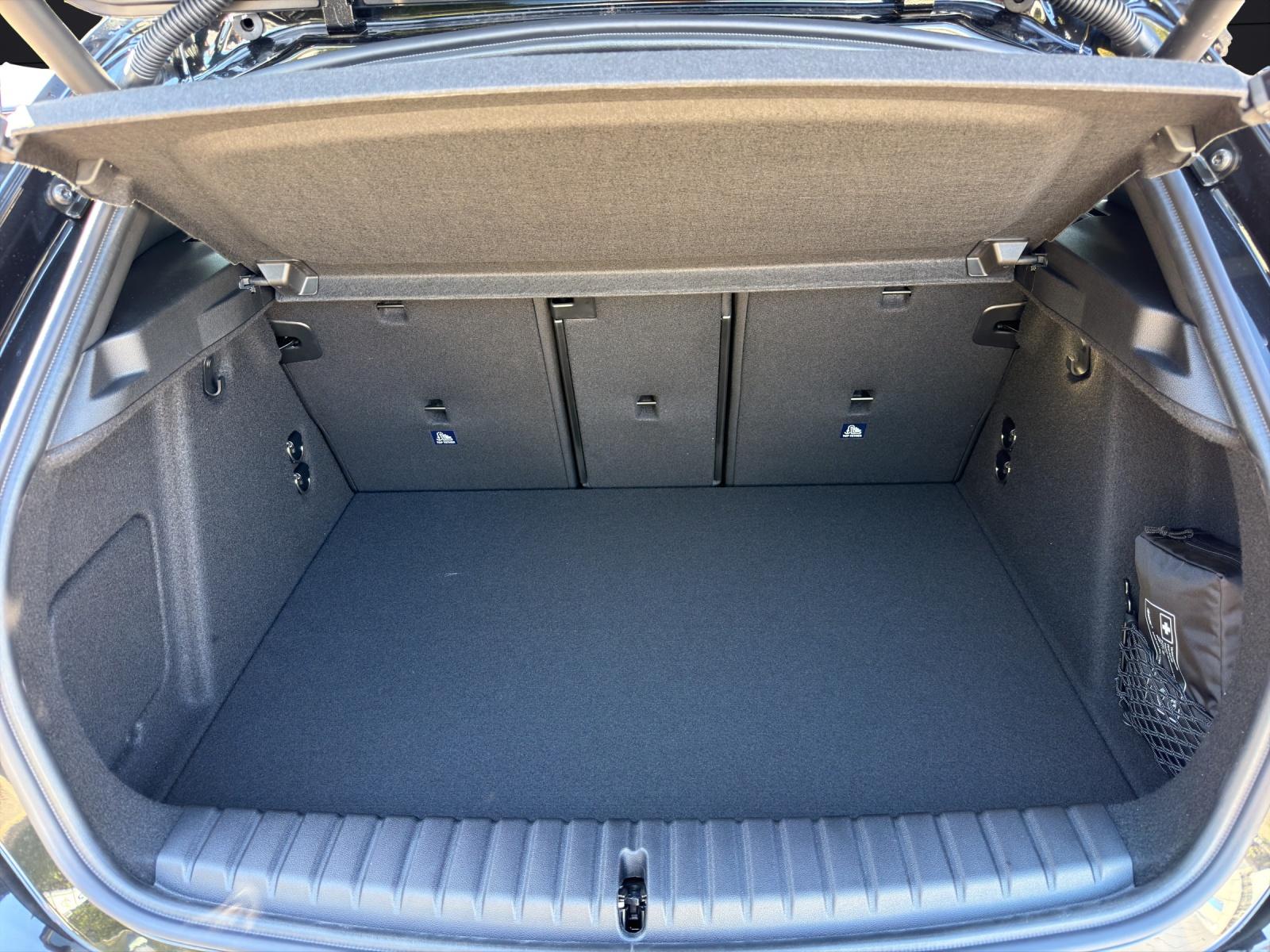 BMW 1er Reihe F70 M135i xDrive-image-9