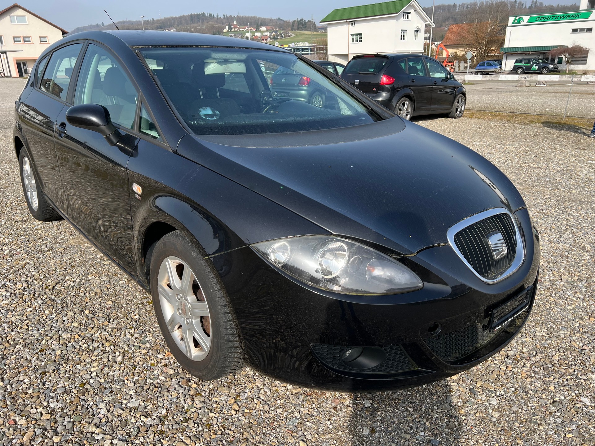 SEAT Leon 2.0 TDI Stylance-image-1