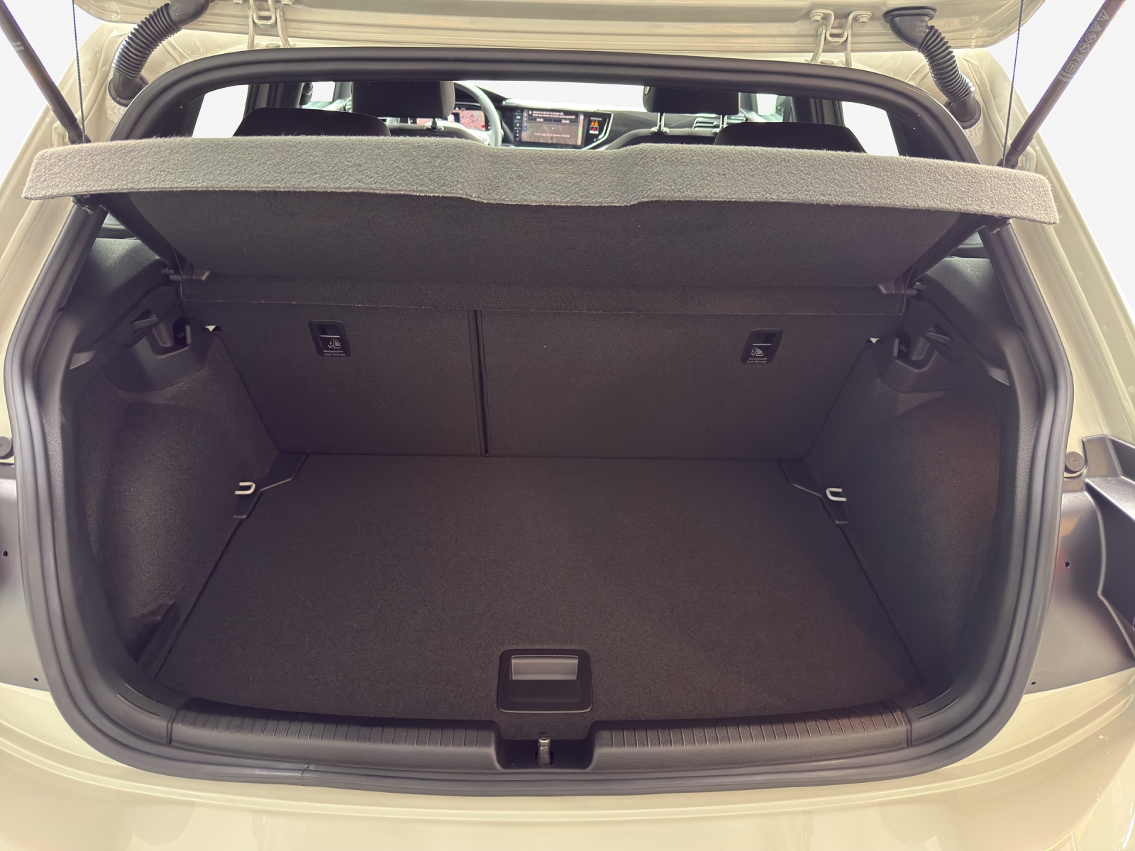 VW Polo 1.0 TSI Style Edition 50 DSG-image-12