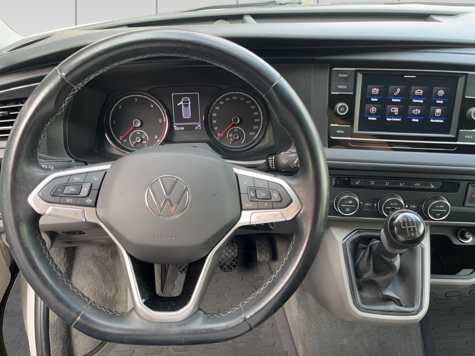 VW T6.1 California 2.0 TDI Beach Liberty Spirit 4Motion-image-9