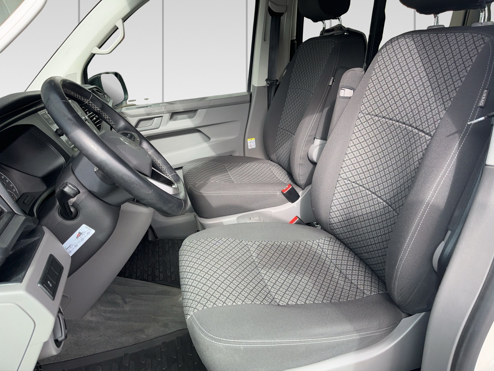 VW T6.1 California 2.0 TDI Beach Liberty Spirit 4Motion-image-6