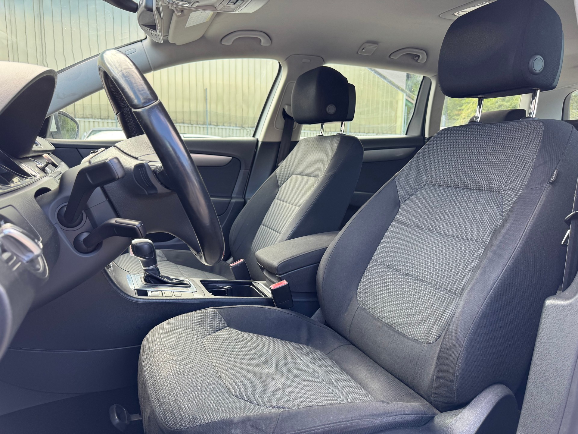 VW Passat Variant 2.0 TDI BMT Comfortline DSG-image-9