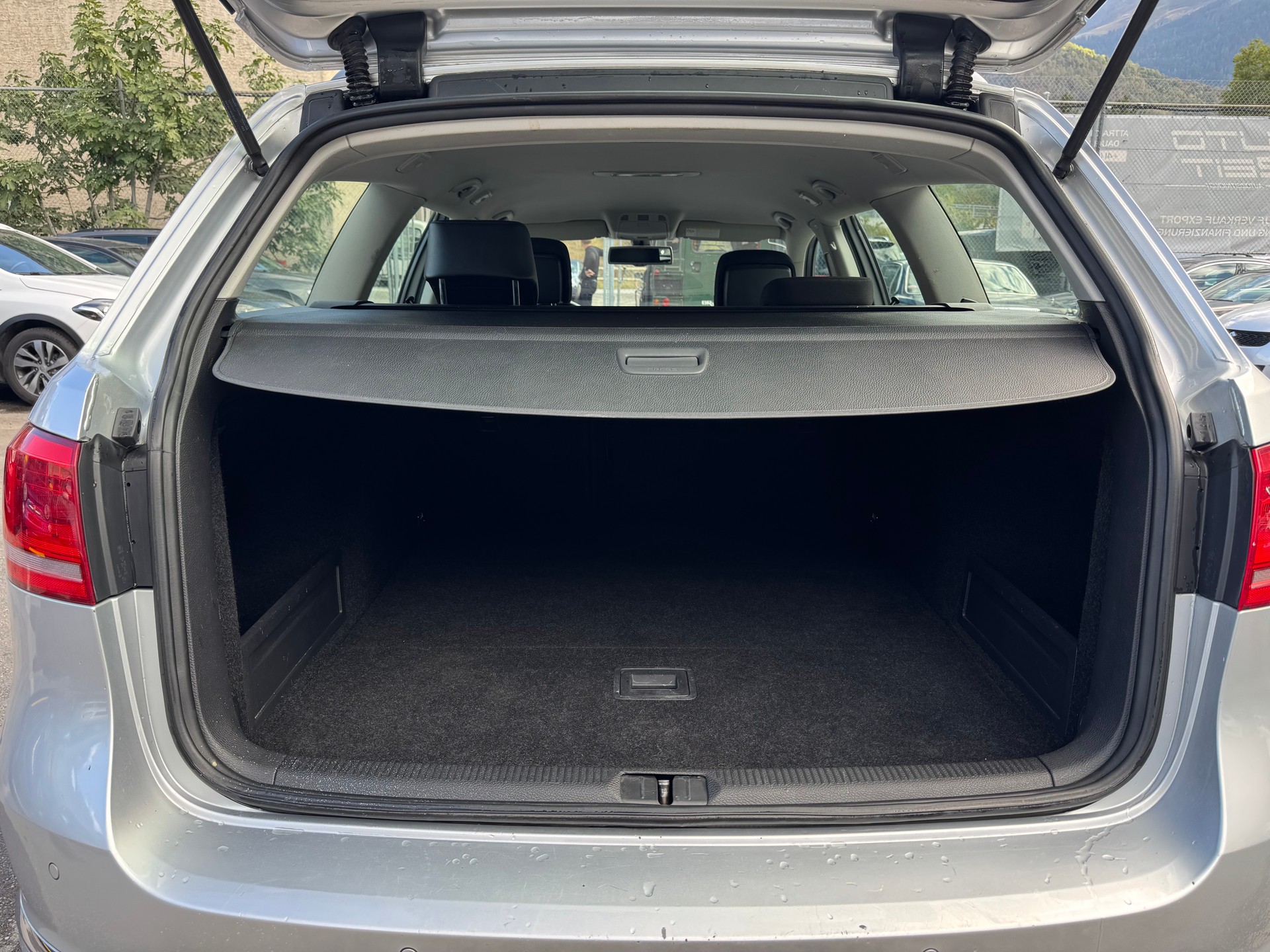 VW Passat Variant 2.0 TDI BMT Comfortline DSG-image-5