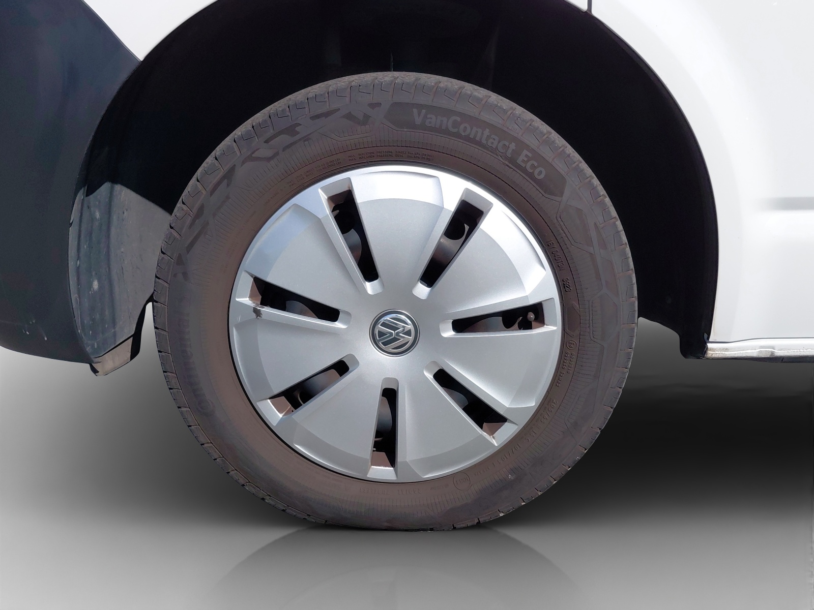 VW T6.1 2.0 TDI DSG-image-13