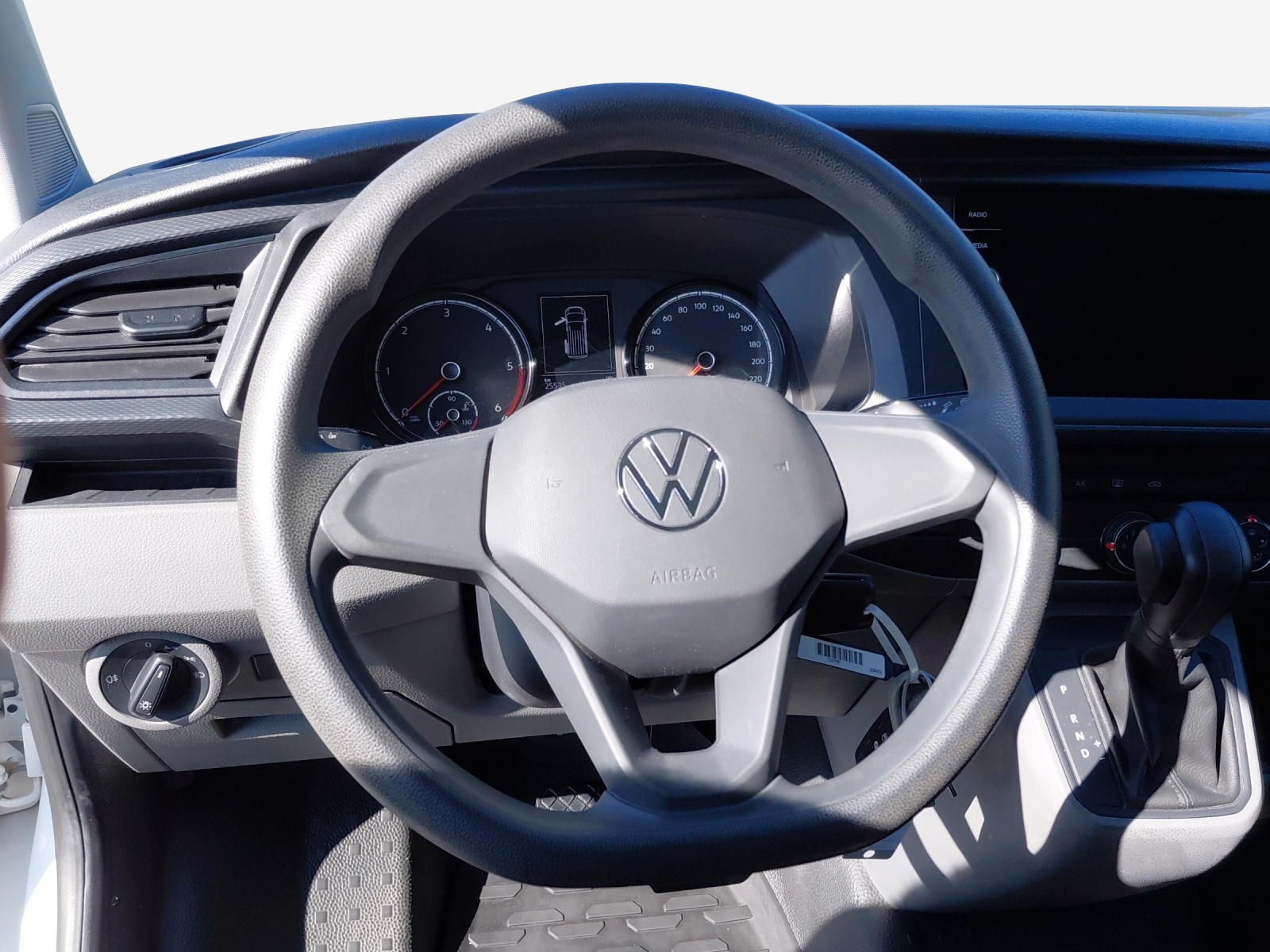 VW T6.1 2.0 TDI DSG-image-9