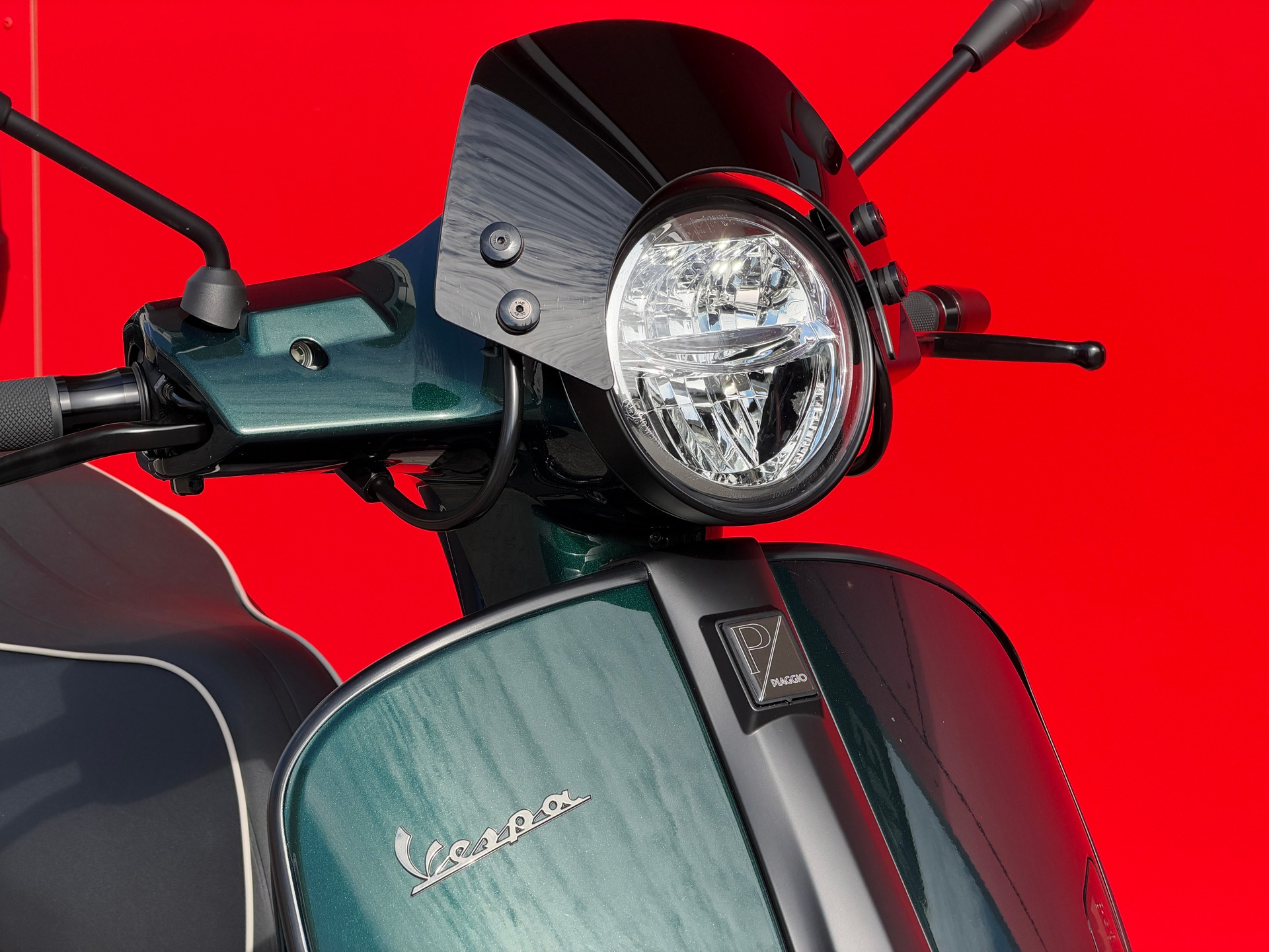 PIAGGIO Vespa GTS 300 HPE Racing Sixties ABS/ASR-image-5