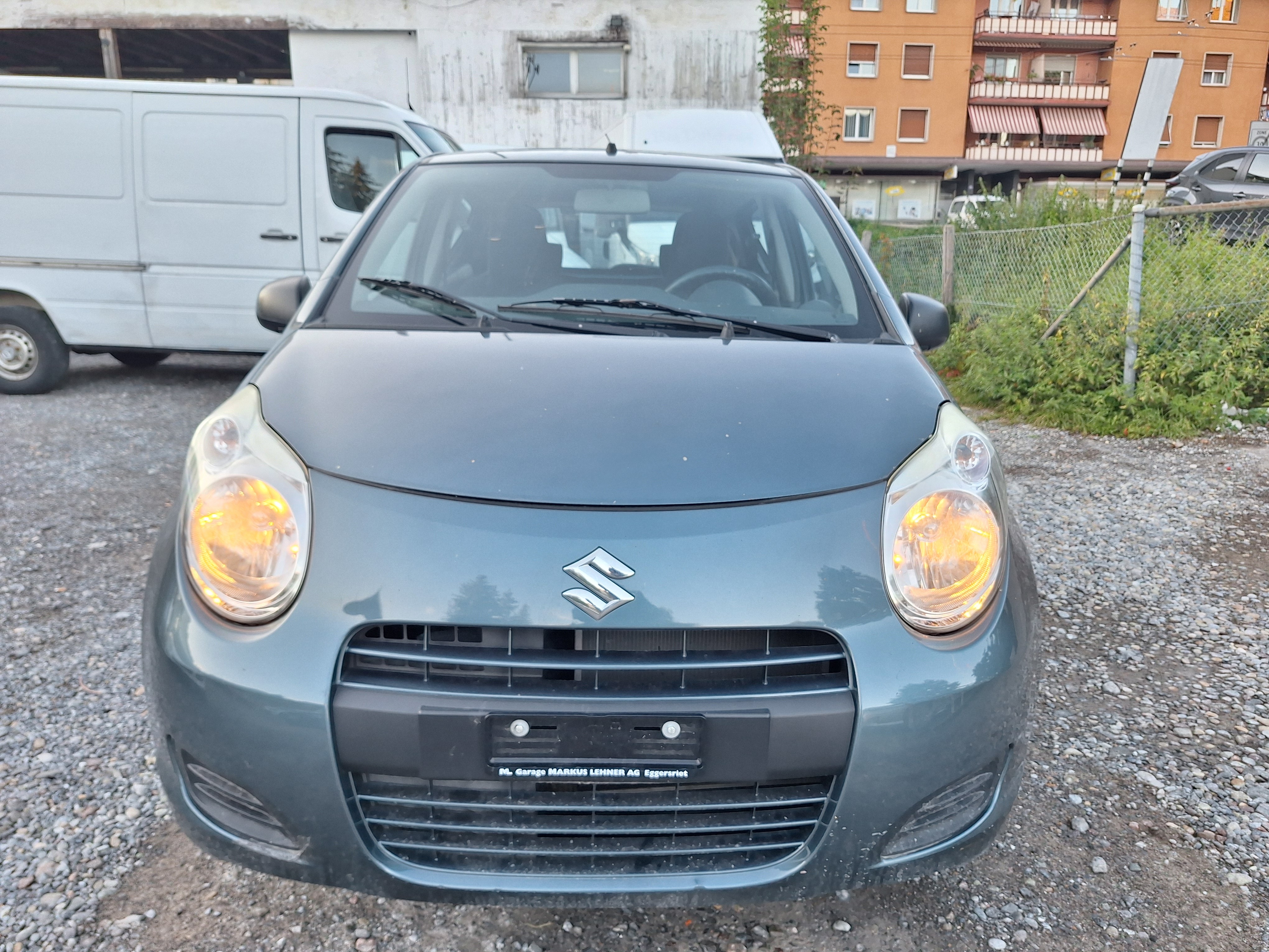 Car photo