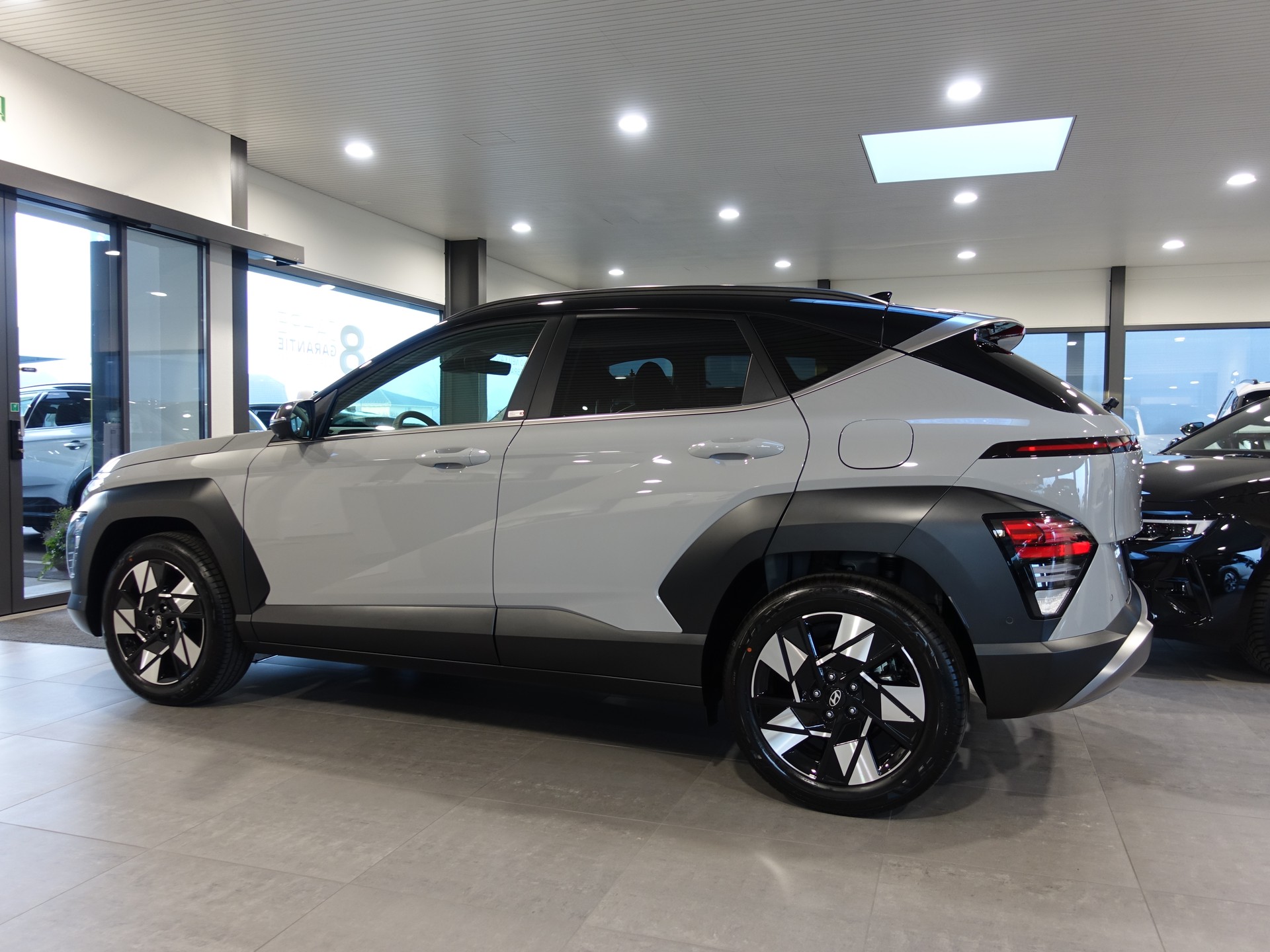 HYUNDAI Kona 1.6 GDi HEV Vertex DCT inkl. 4 Aluwinterräder-showroom-element-1