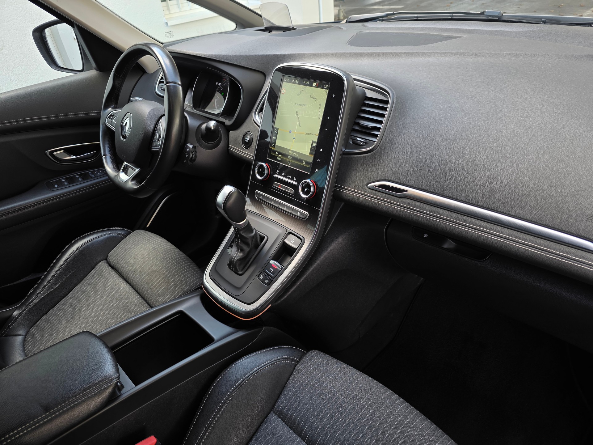 RENAULT Grand Scénic 1.3 16V Turbo Intens EDC * CH-Fahrzeug * Frisch ab MFK *-image-15