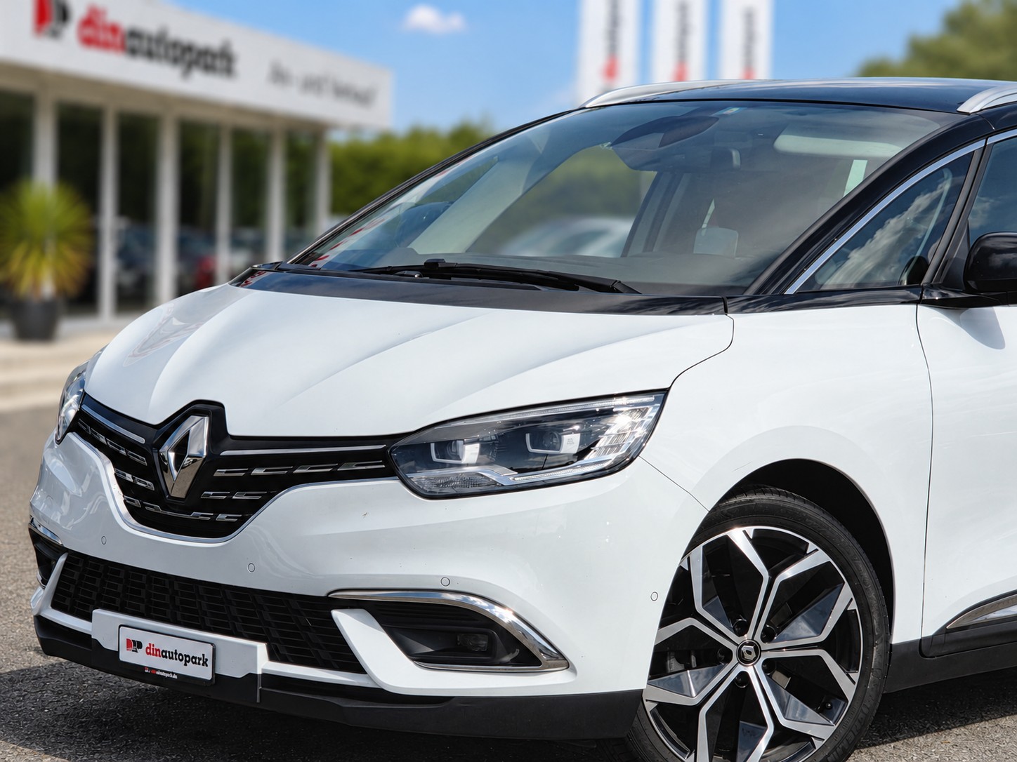 RENAULT Grand Scénic 1.3 16V Turbo Intens EDC * CH-Fahrzeug * Frisch ab MFK *-image-1