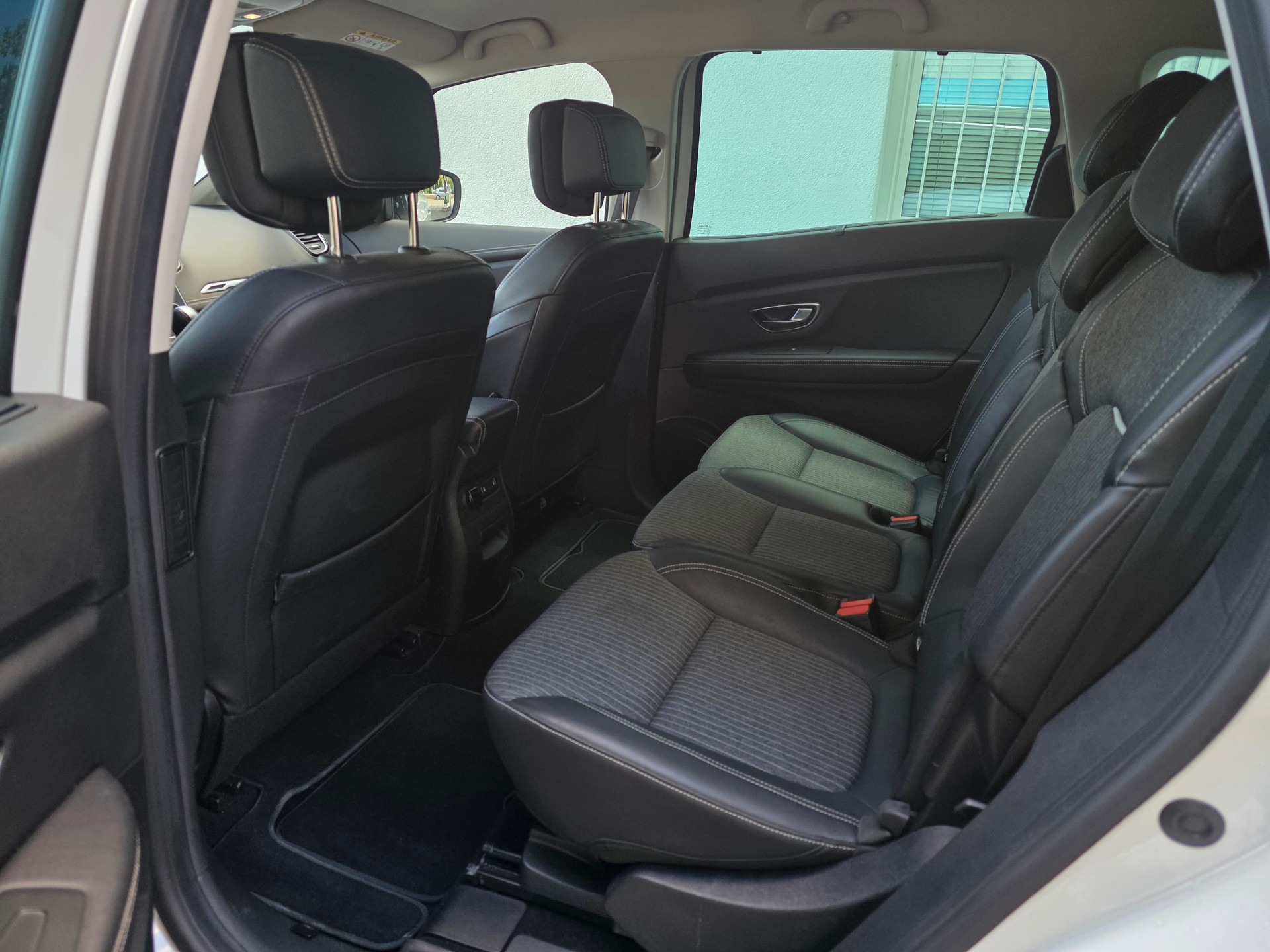 RENAULT Grand Scénic 1.3 16V Turbo Intens EDC * CH-Fahrzeug * Frisch ab MFK *-image-18