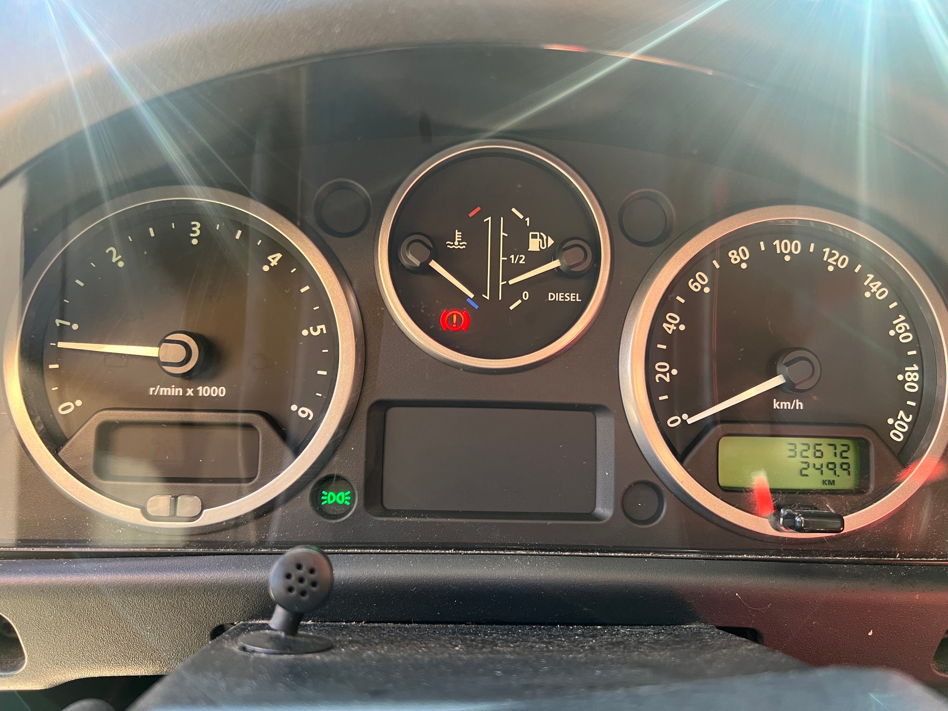 LAND ROVER Defender 110 2.2 TD4 Station Wagon Legend-image-8