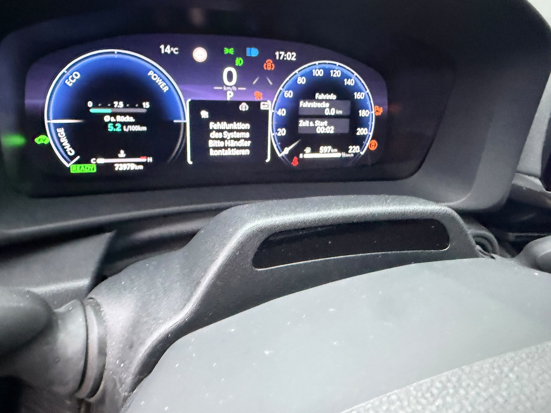 TOYOTA C-HR 2.0 PHEV CVT Style Premiere-image-9