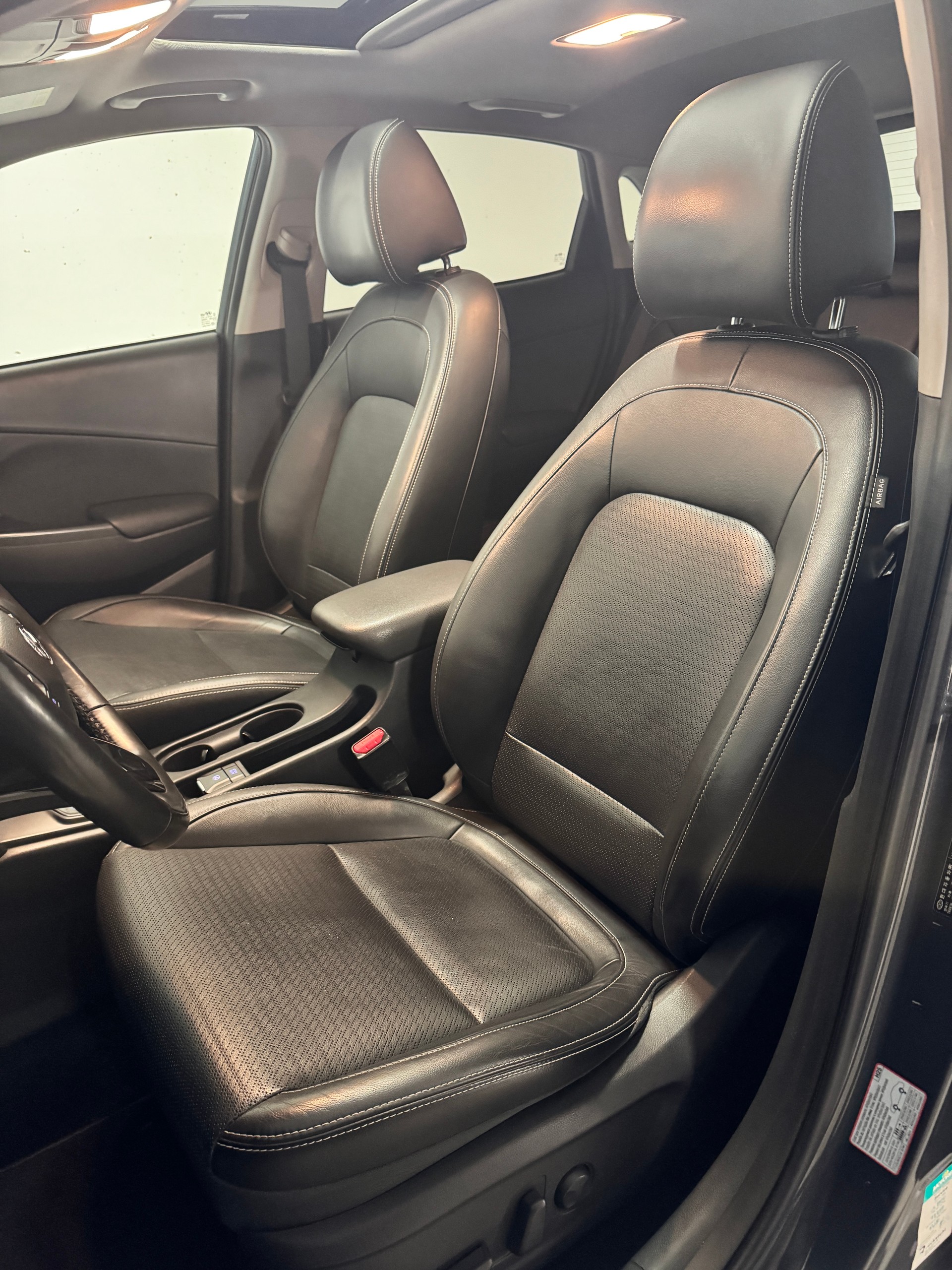 HYUNDAI Kona 1.6 GDi HEV Vertex DCT-image-6