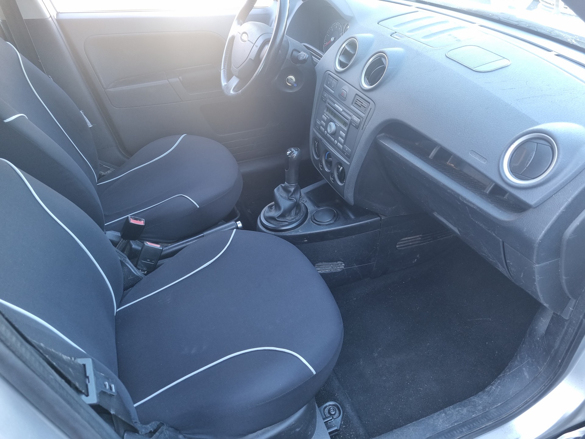 FORD Fusion 1.6 16V Trend-image-4
