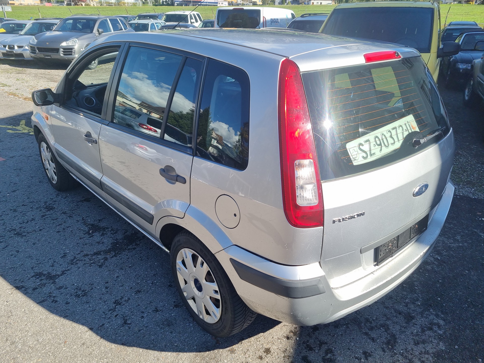 FORD Fusion 1.6 16V Trend-image-1