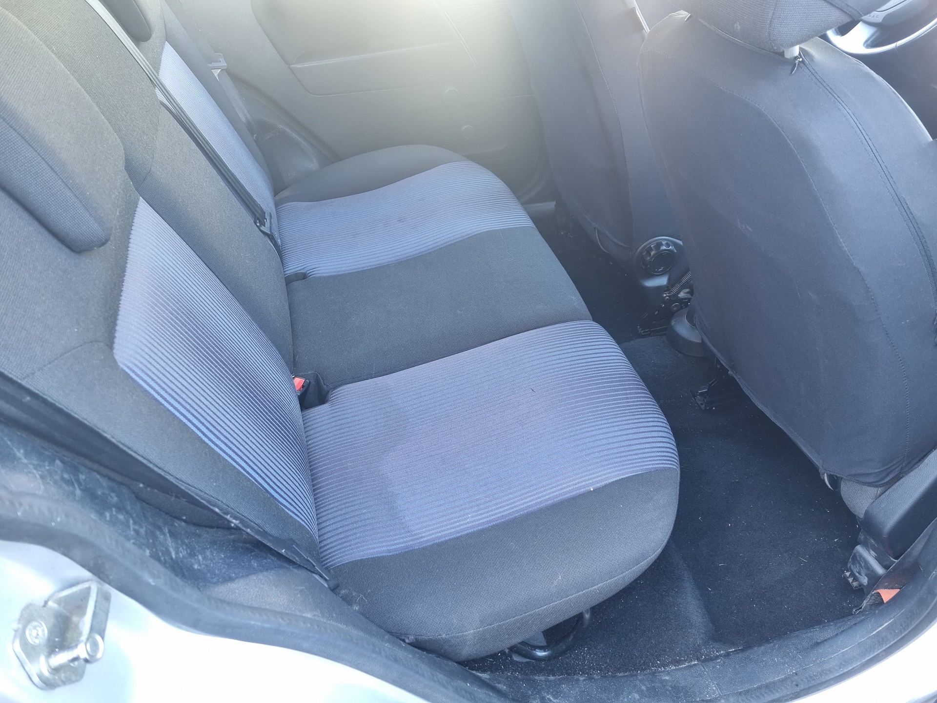 FORD Fusion 1.6 16V Trend-image-5